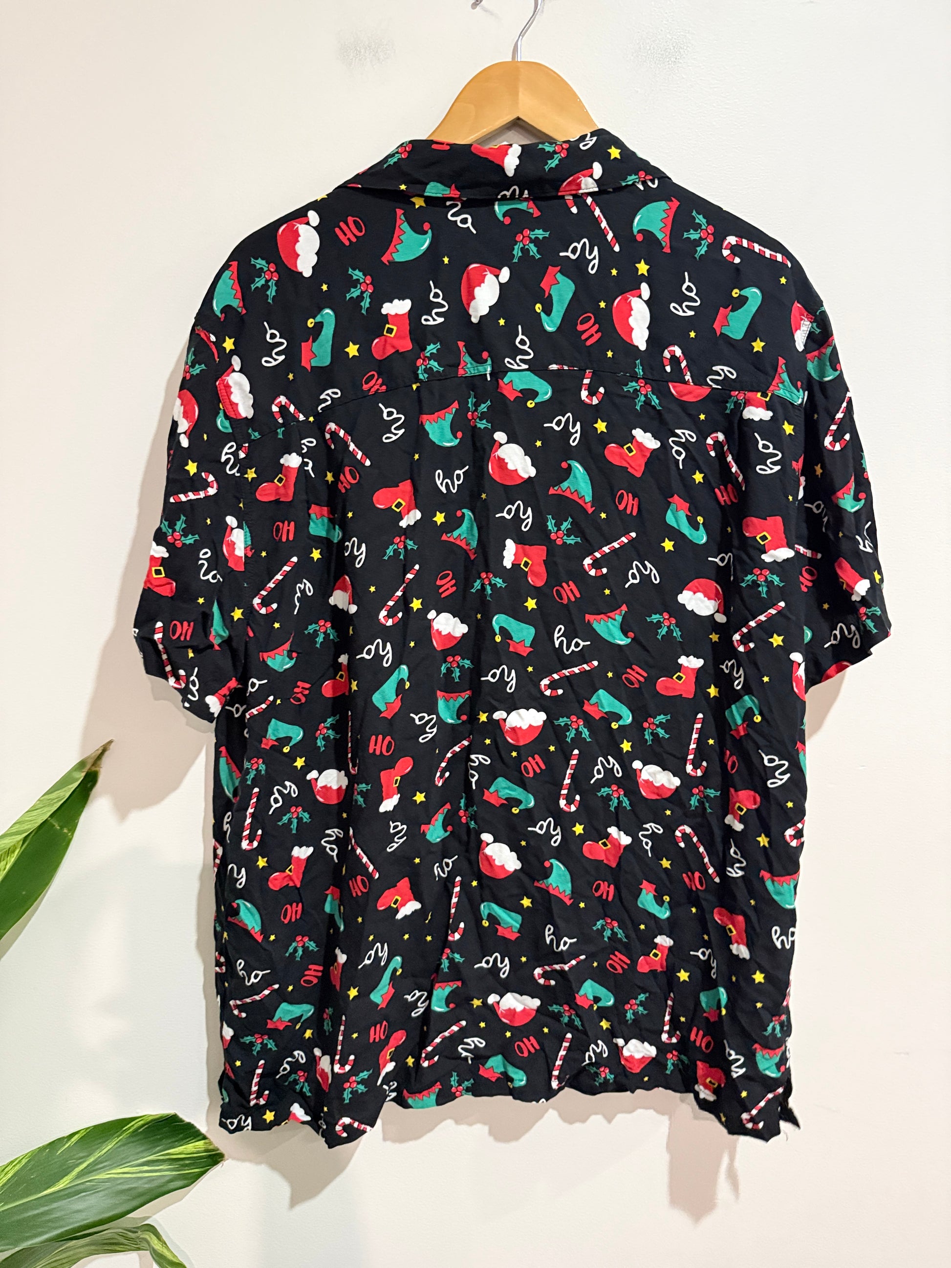 H & H Christmas Button-down Shirt Size 2XL