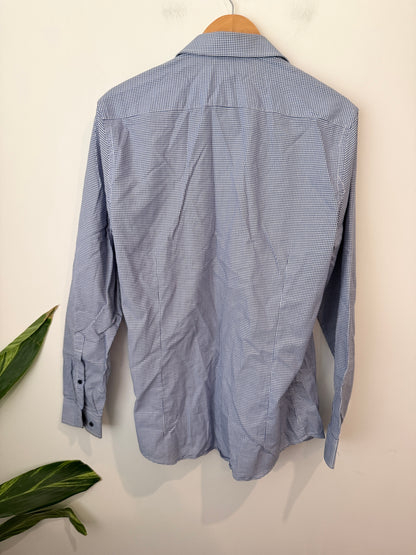 Connor Button-down Shirt Size M