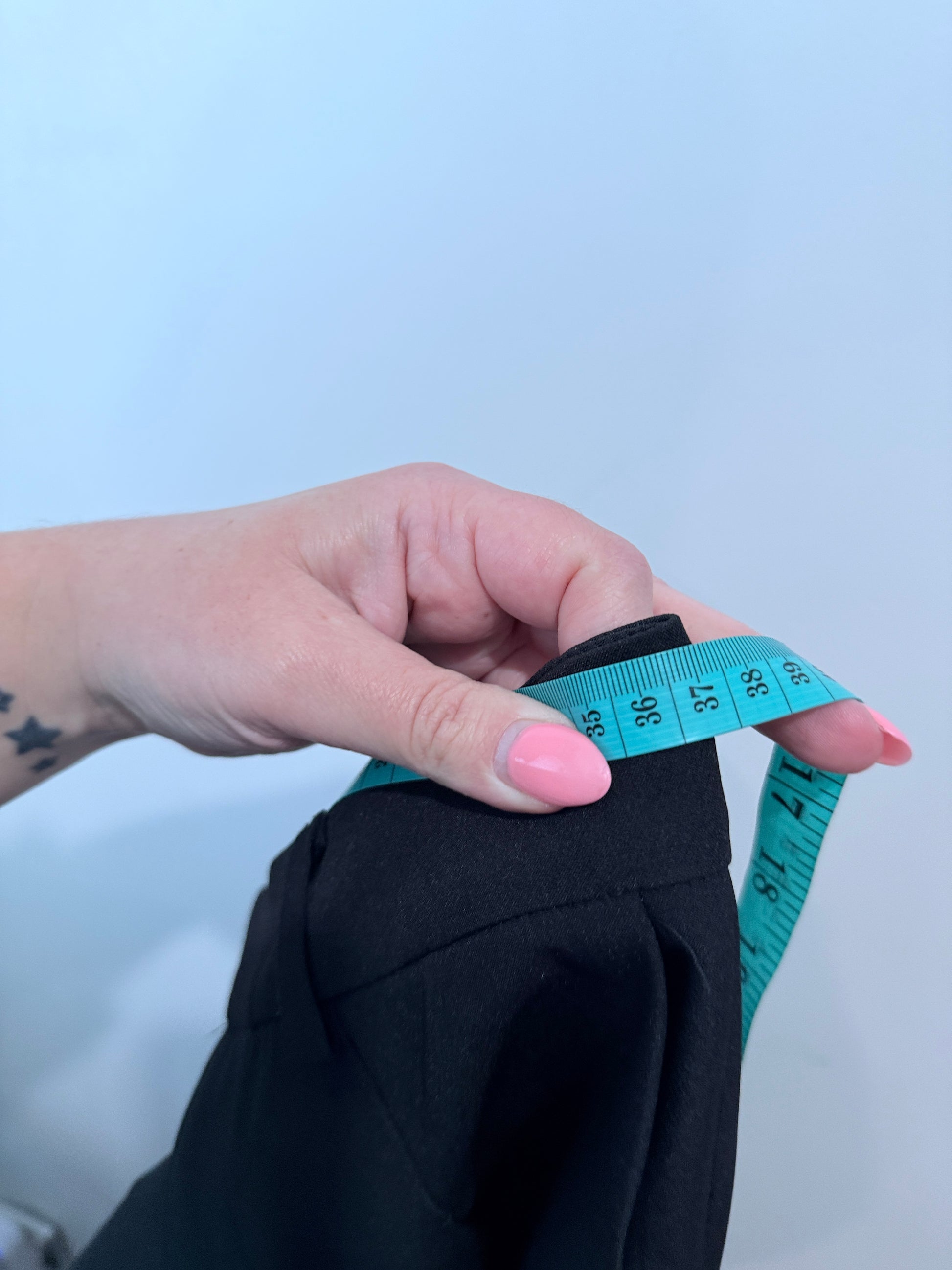 Brand Unknown Pleated Trousers Size Waist 74cm