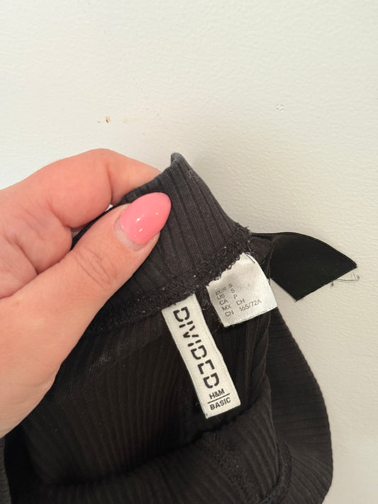 H & M Ribbed Knit Bike Shorts Size S