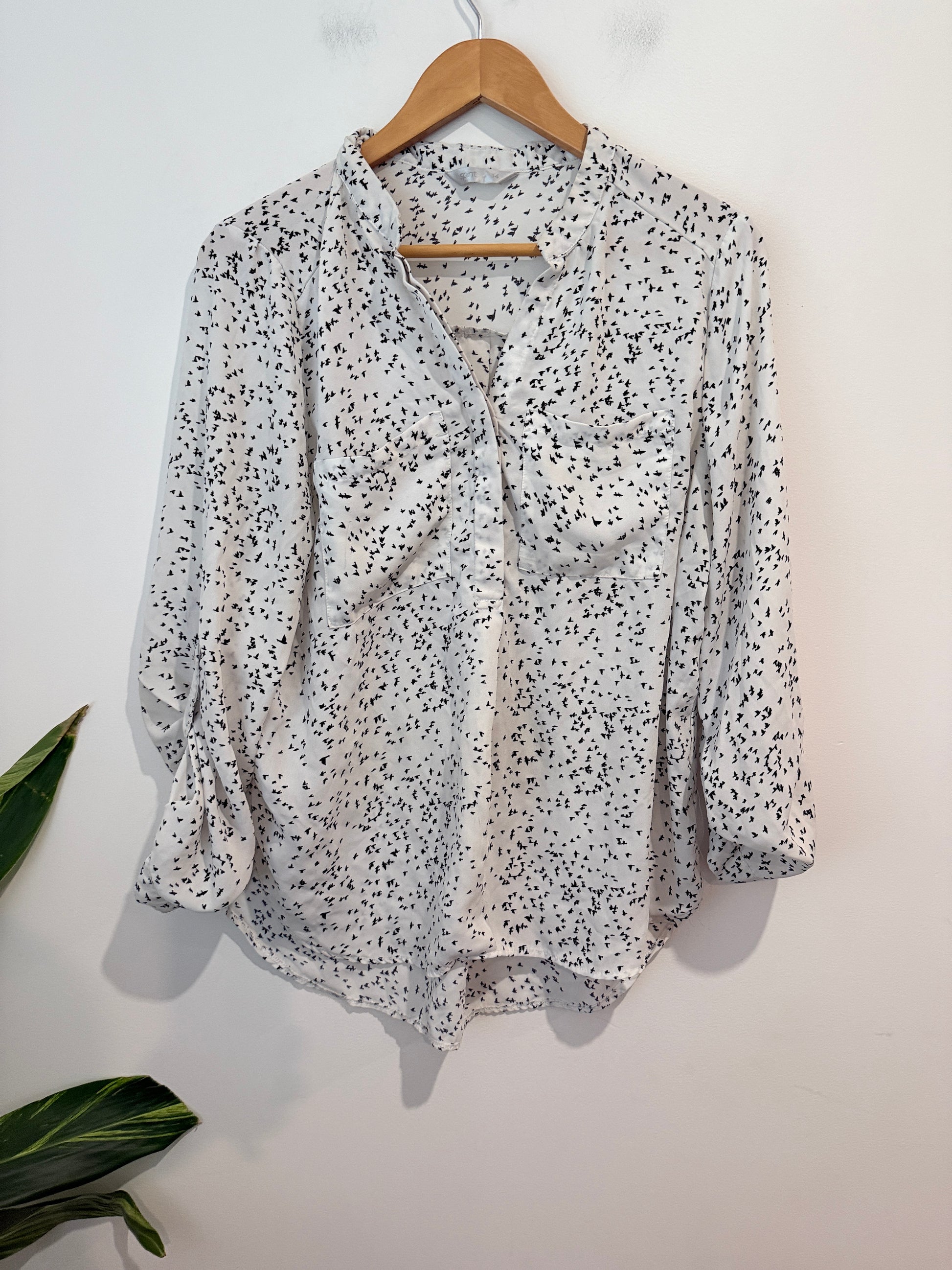 Brand Unknown Abstract Print Blouse