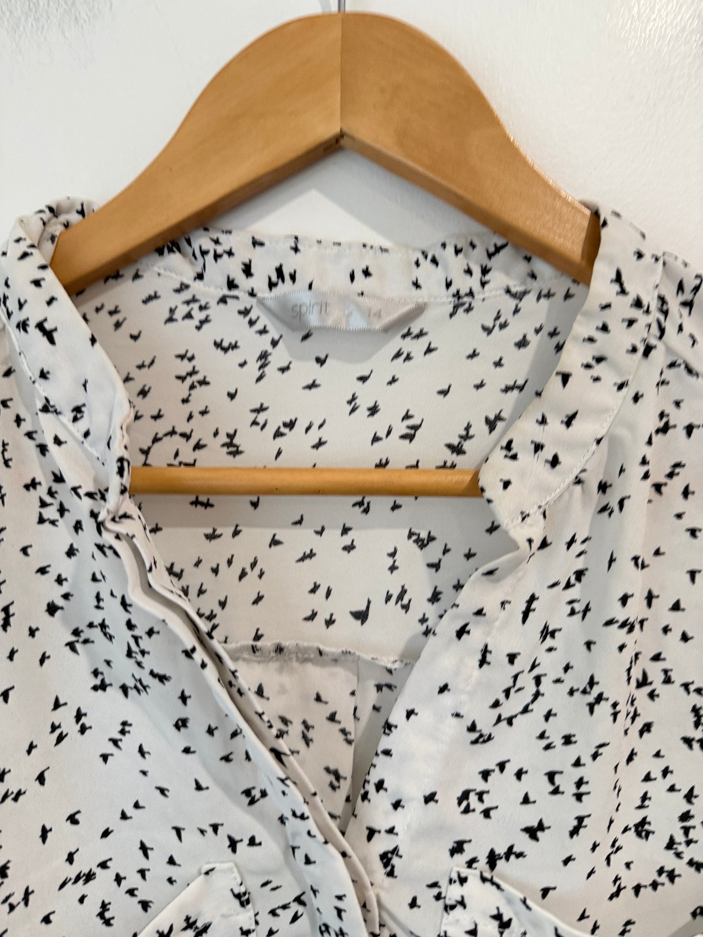 Brand Unknown Abstract Print Blouse