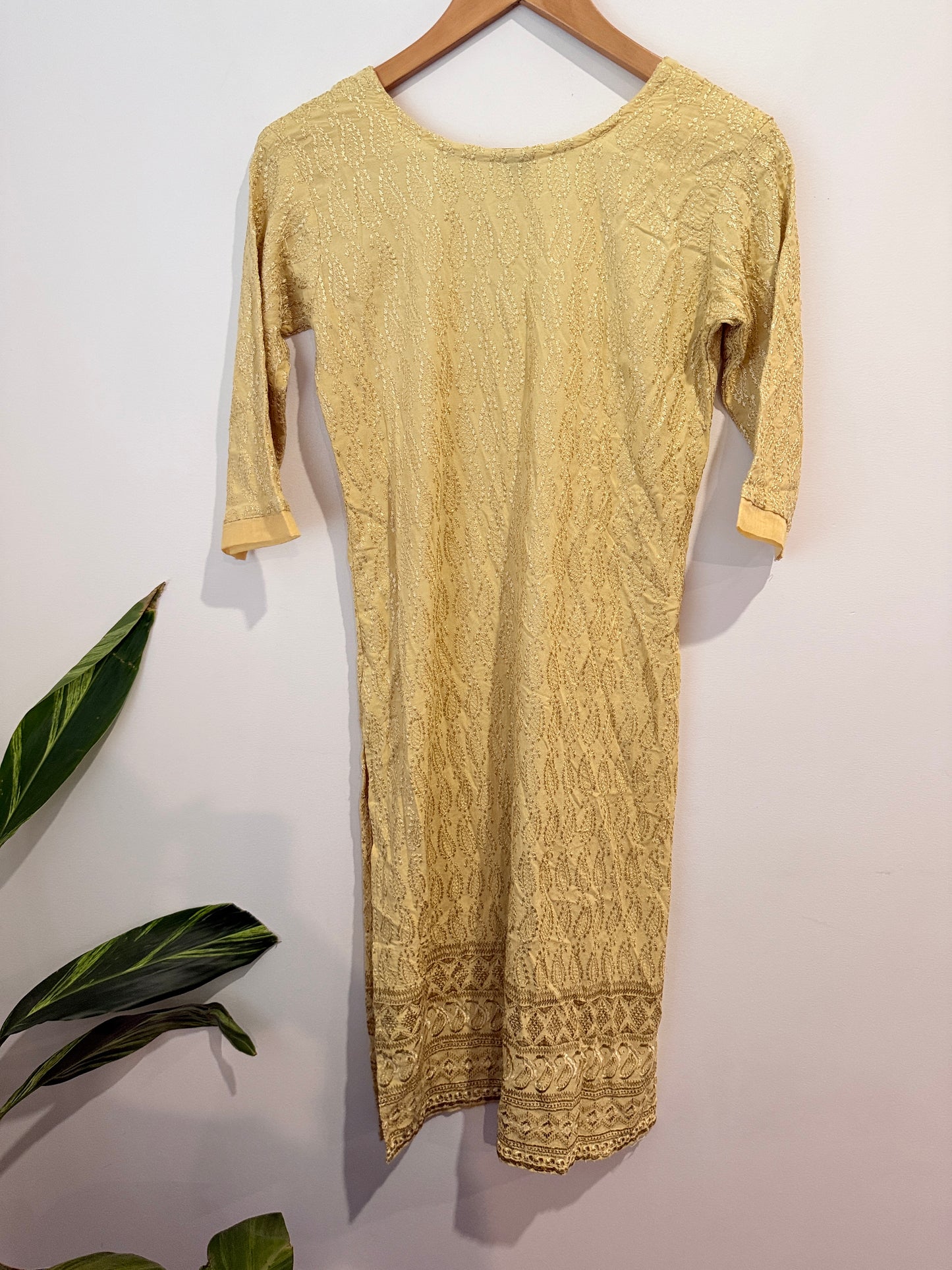 Chikankari Kurti Size L | U/Arm to U/Arm 46cm