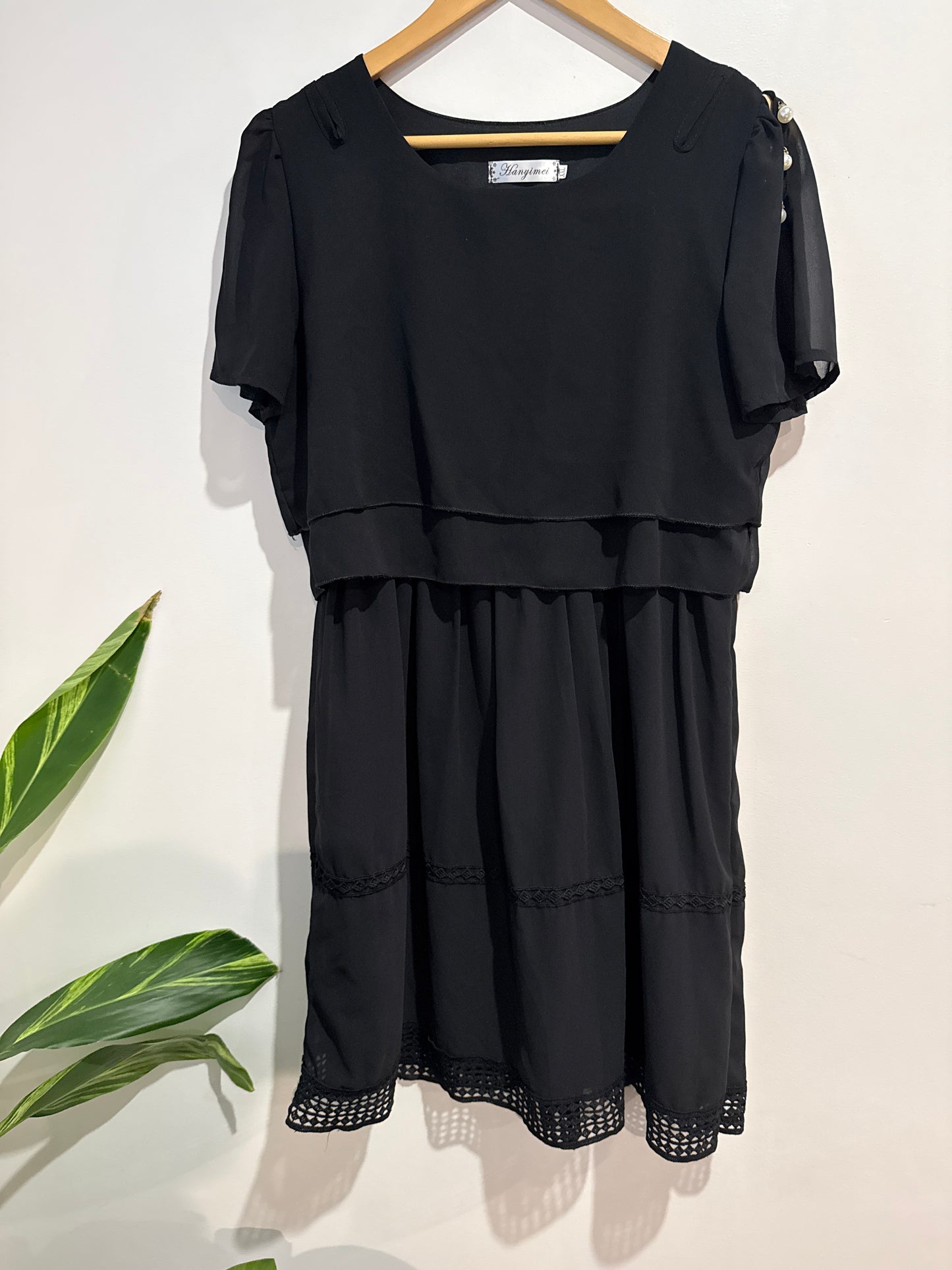 Hanyimei Knee-length Dress Size XXL | U/Arm to U/Arm 49cm