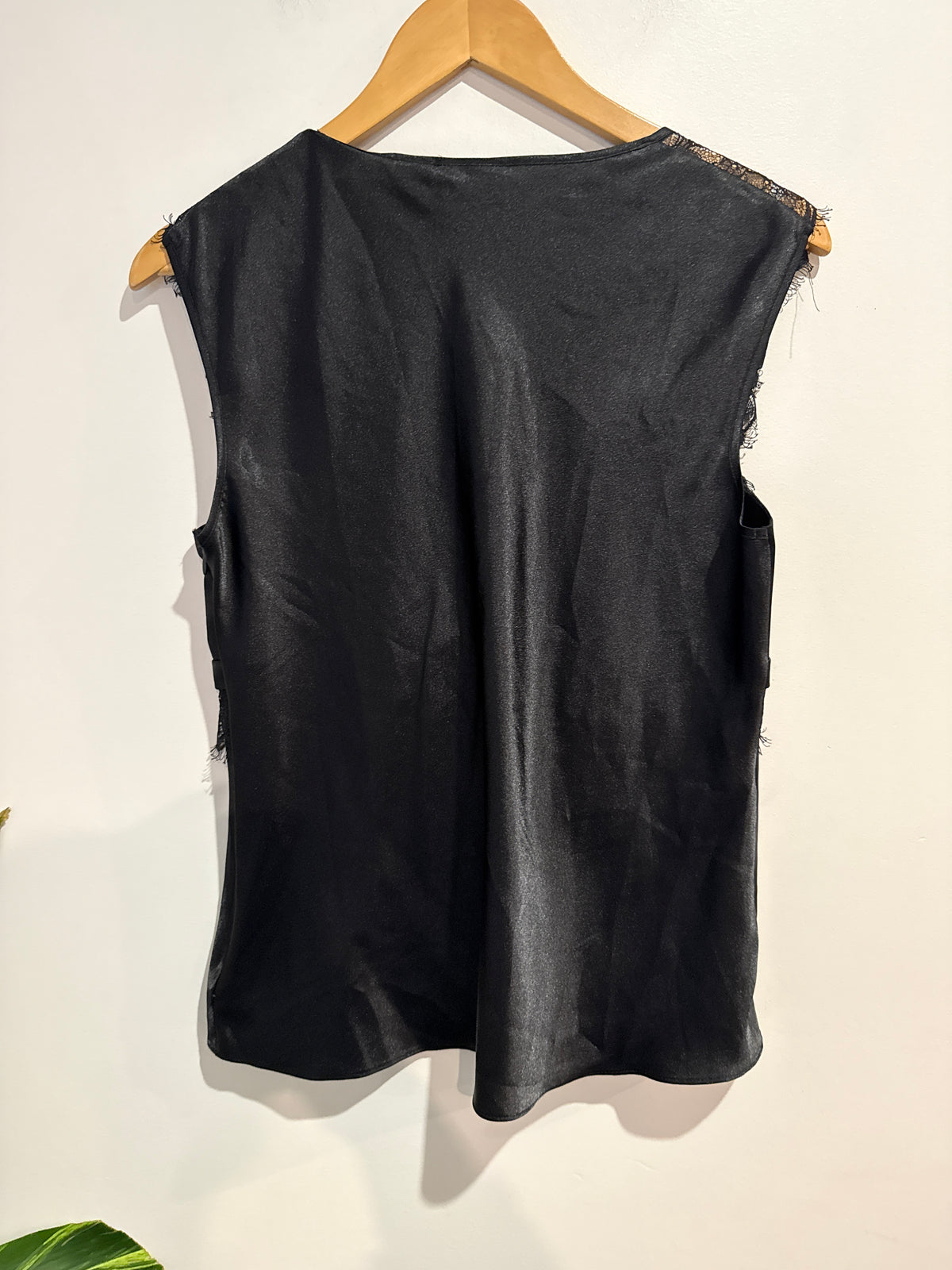 Bisou Bisou Satin Top Size 12