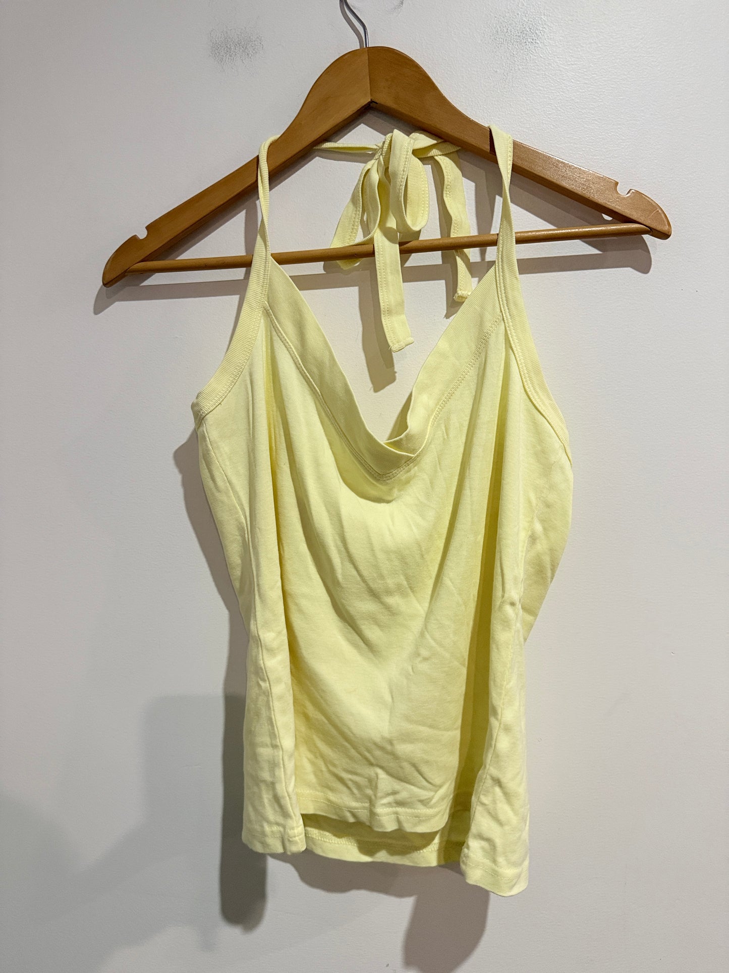 Brand Unknown Halter Top Size U/Arm to U/Arm 46cm