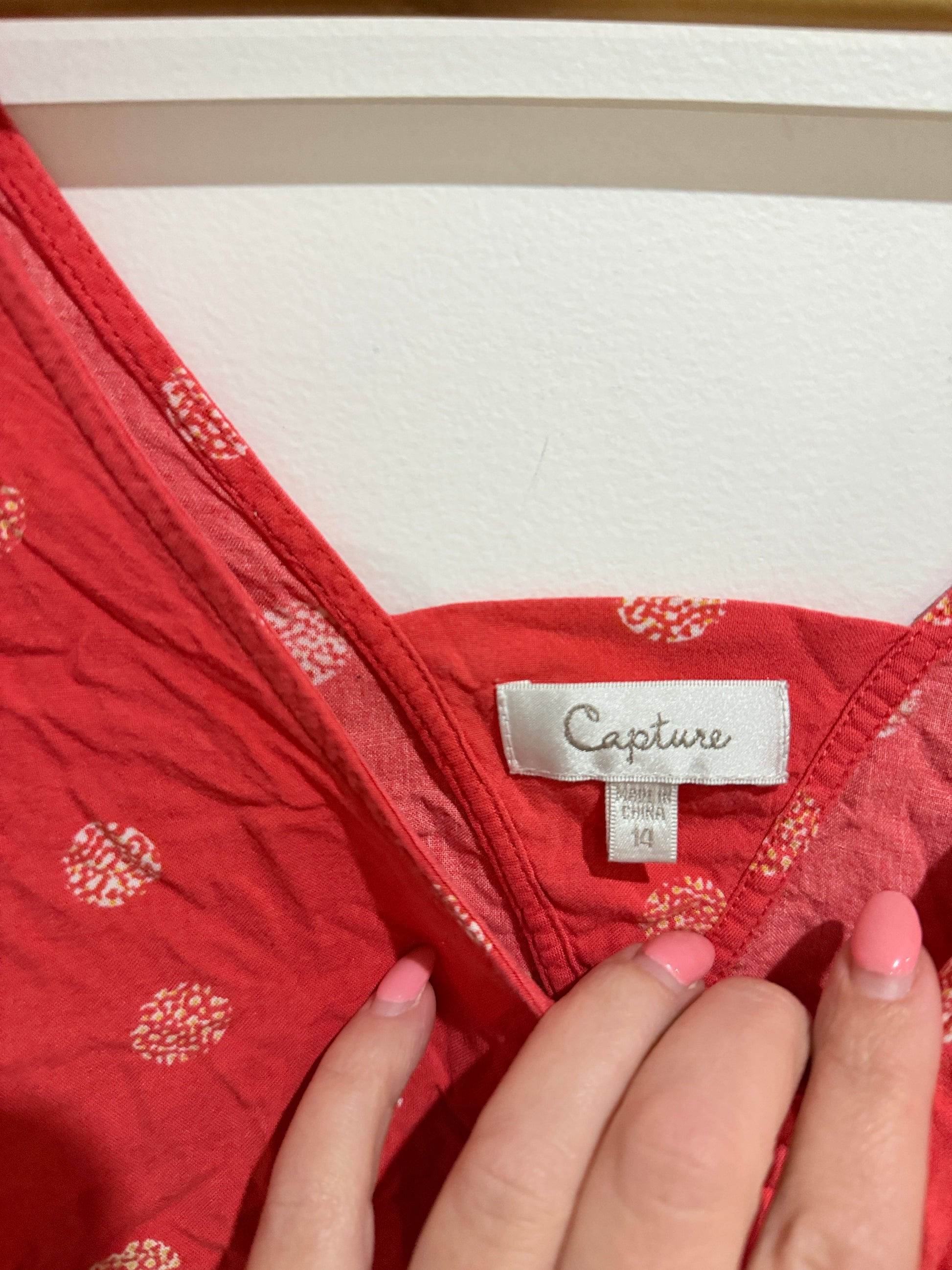 Capture Tank Top Size 14