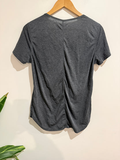 Cotton:on Body Scoop-neck T-shirt Size U/Arm to U/Arm 48cm