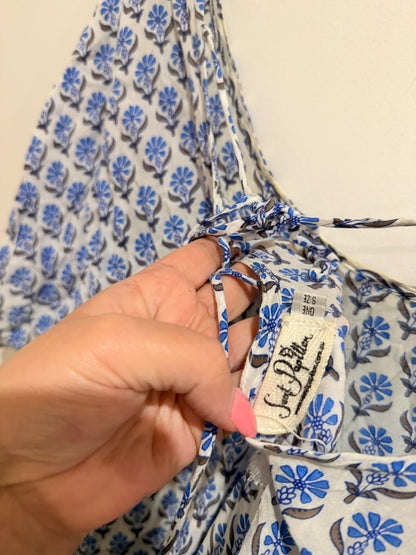 Brand Unknown Pattern Tunic Dress Size U/Arm to U/Arm 65cm