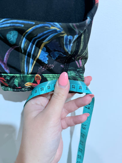 Brand Unknown Tropical-print Bikini Top Size U/Arm to U/Arm 38cm