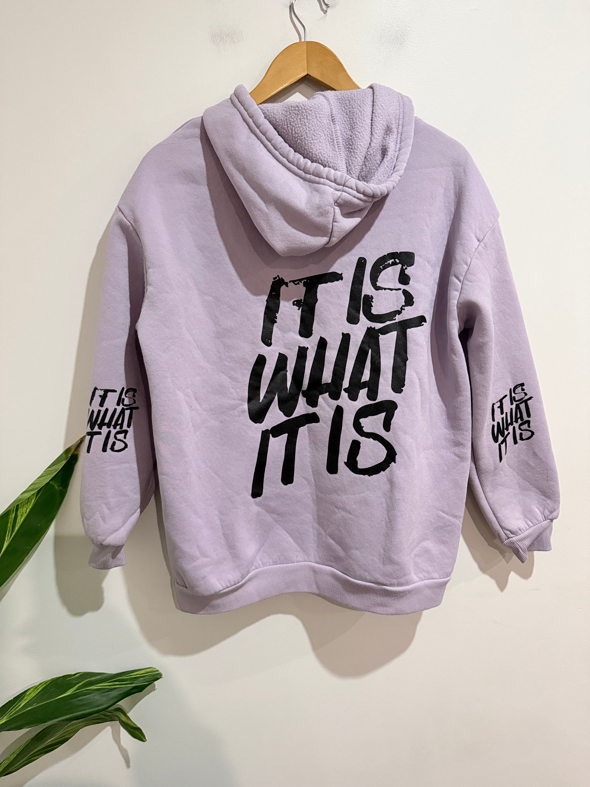 Brand Unknown Pullover Hoodie Size U/Arm to U/Arm 58cm
