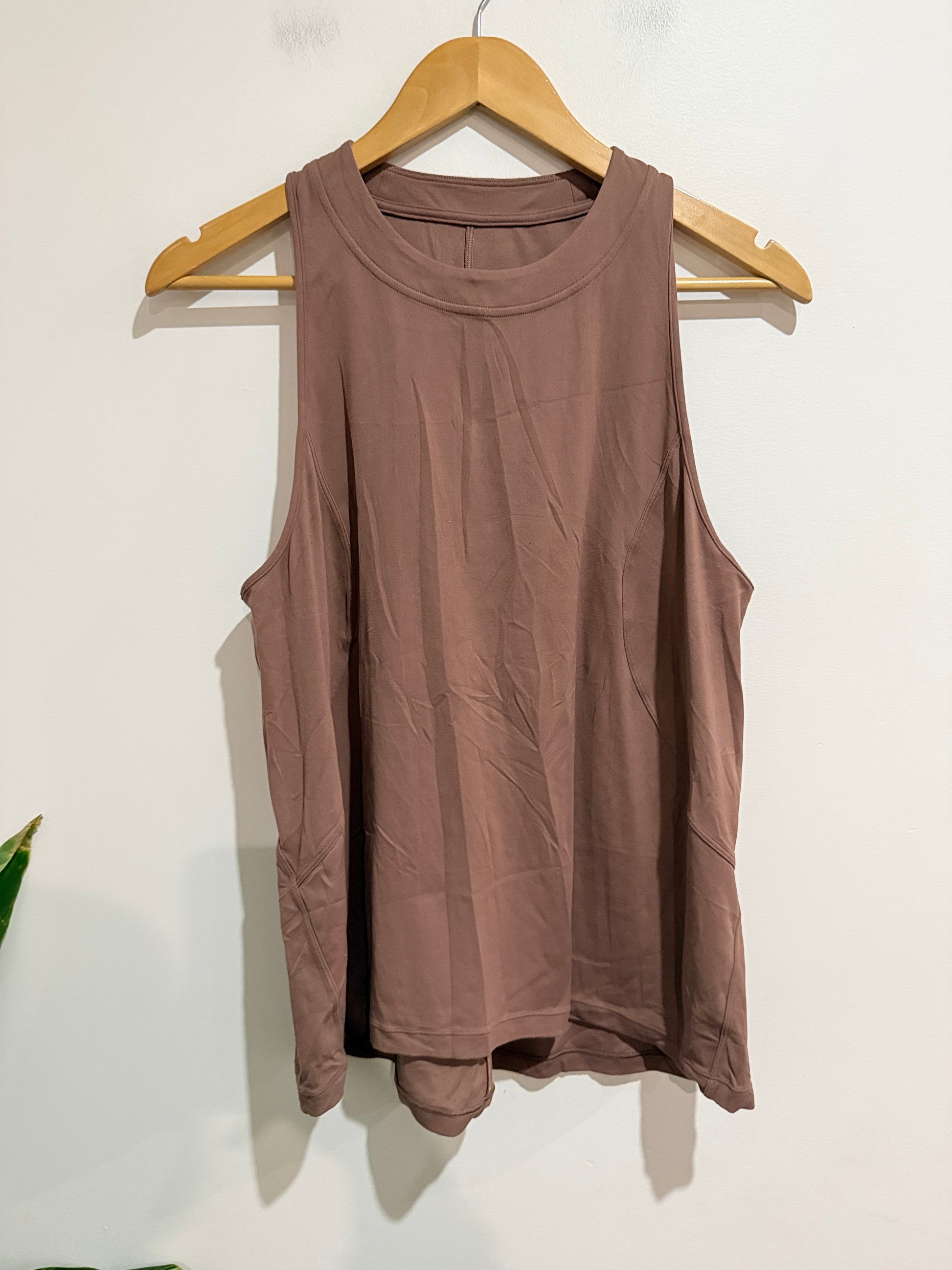 Lululemon Tank Top Size U/Arm to U/Arm 48cm