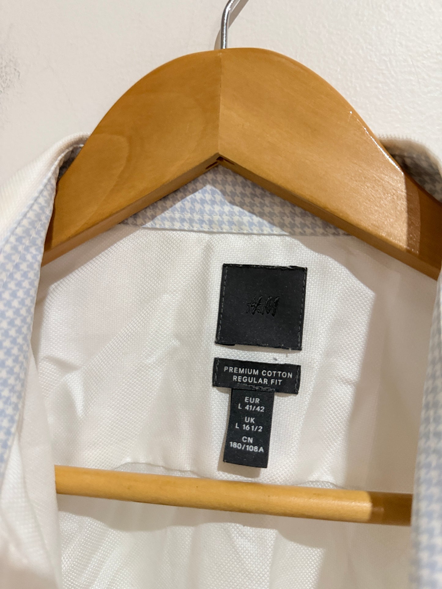 Brand Unknown Button-down Shirt Size 16 1/2