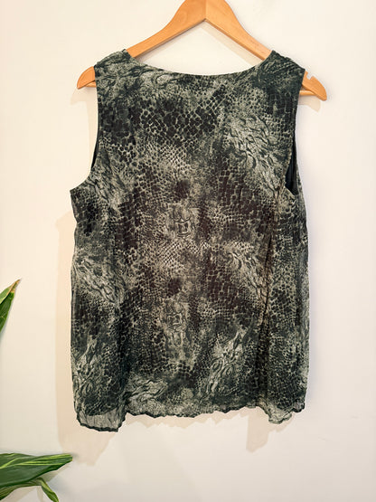 Brand Unknown Sleeveless Tank Top Size 16