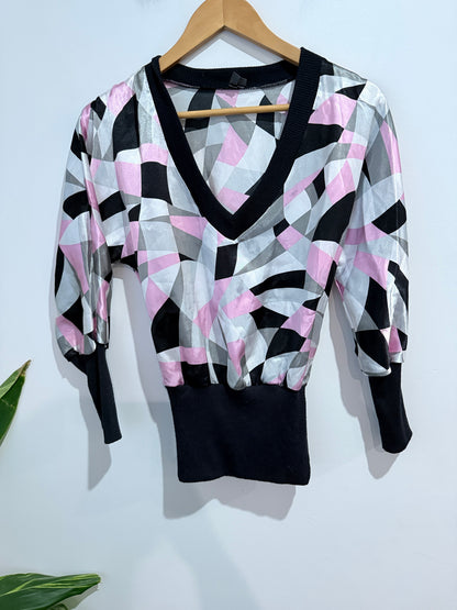 Brand Unknown Geometric Knit Sweater Size U/Arm to U/Arm 40cm