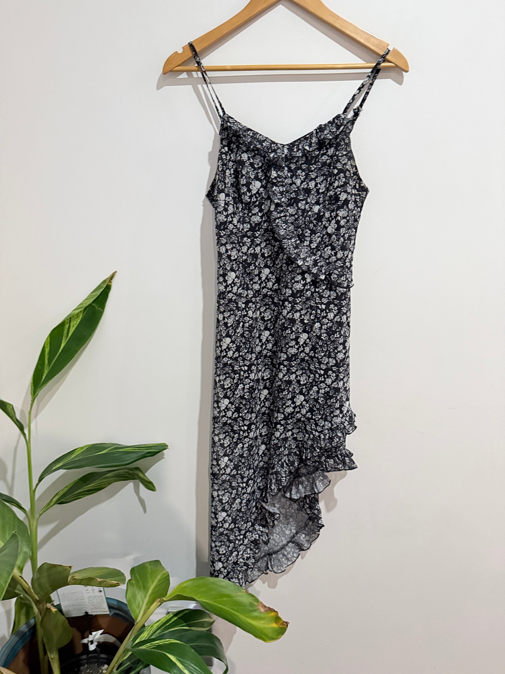 Tiered Maxi Dress Size U/Arm to U/Arm 40cm