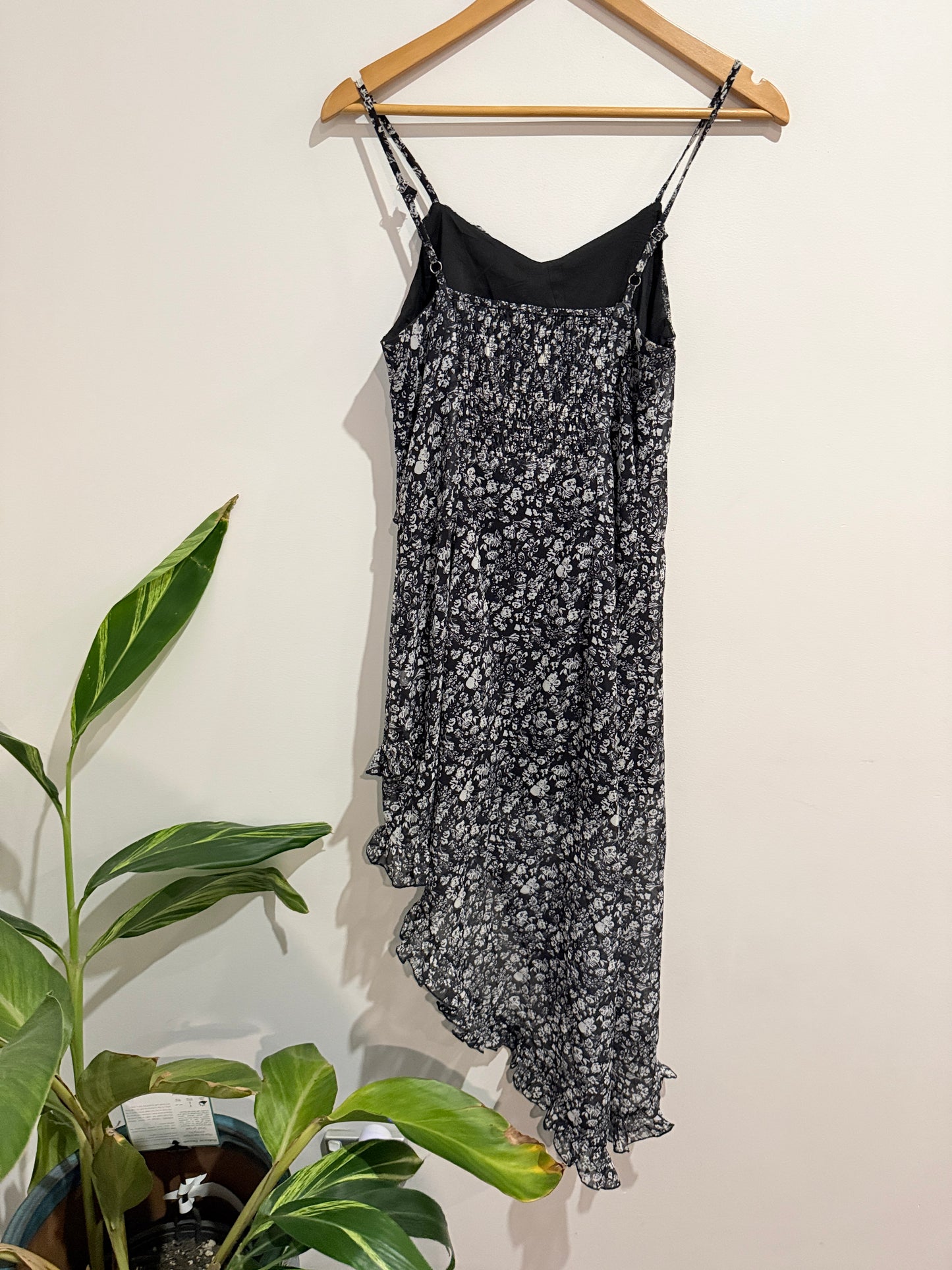 Tiered Maxi Dress Size U/Arm to U/Arm 40cm