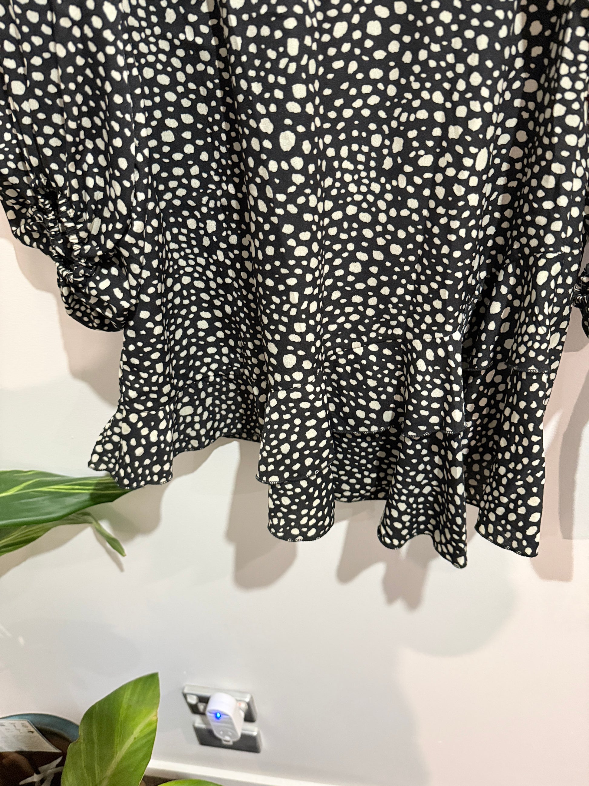 Brand Unknown Tunic-style Mini Dress Size U/Arm to U/Arm 48cm
