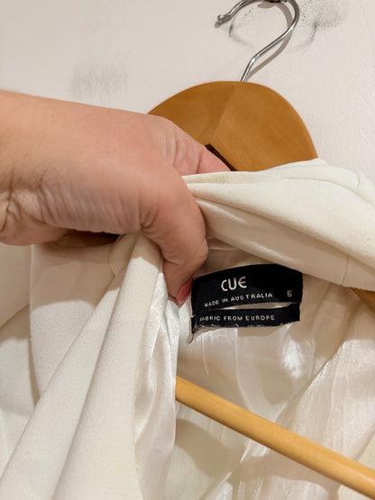 Cue Sleeveless Tailored Dress Size 6
