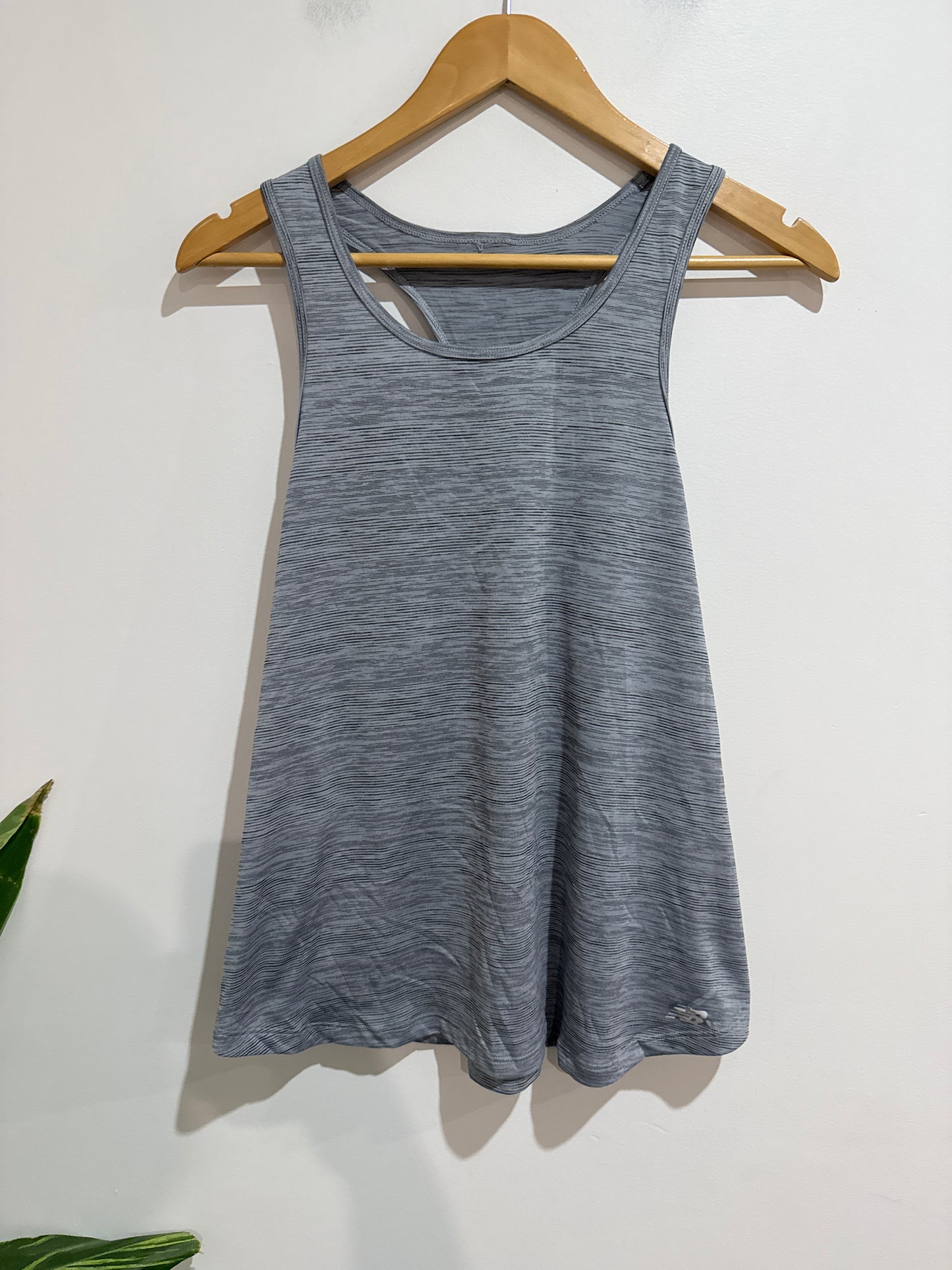 New Balance Tank Top Size U/Arm to U/Arm 49cm