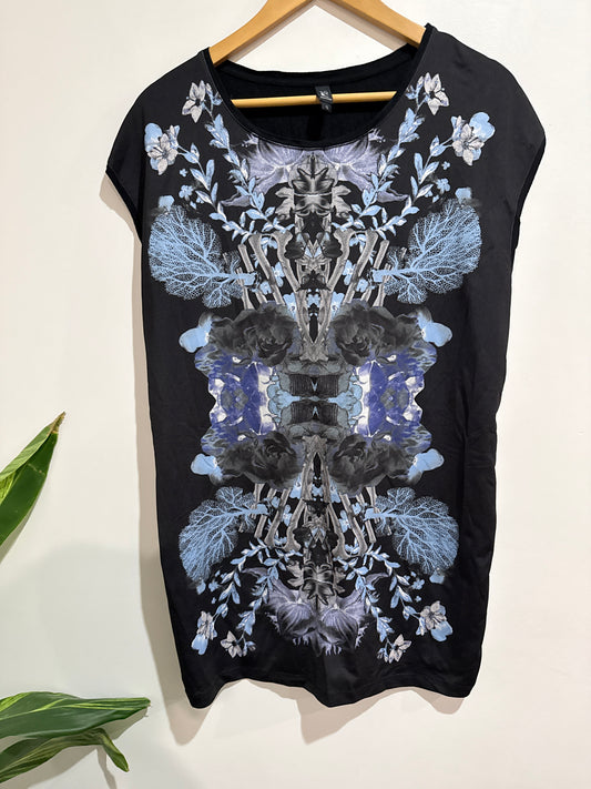 Zoul Trend Sleeveless Shift Dress Size S