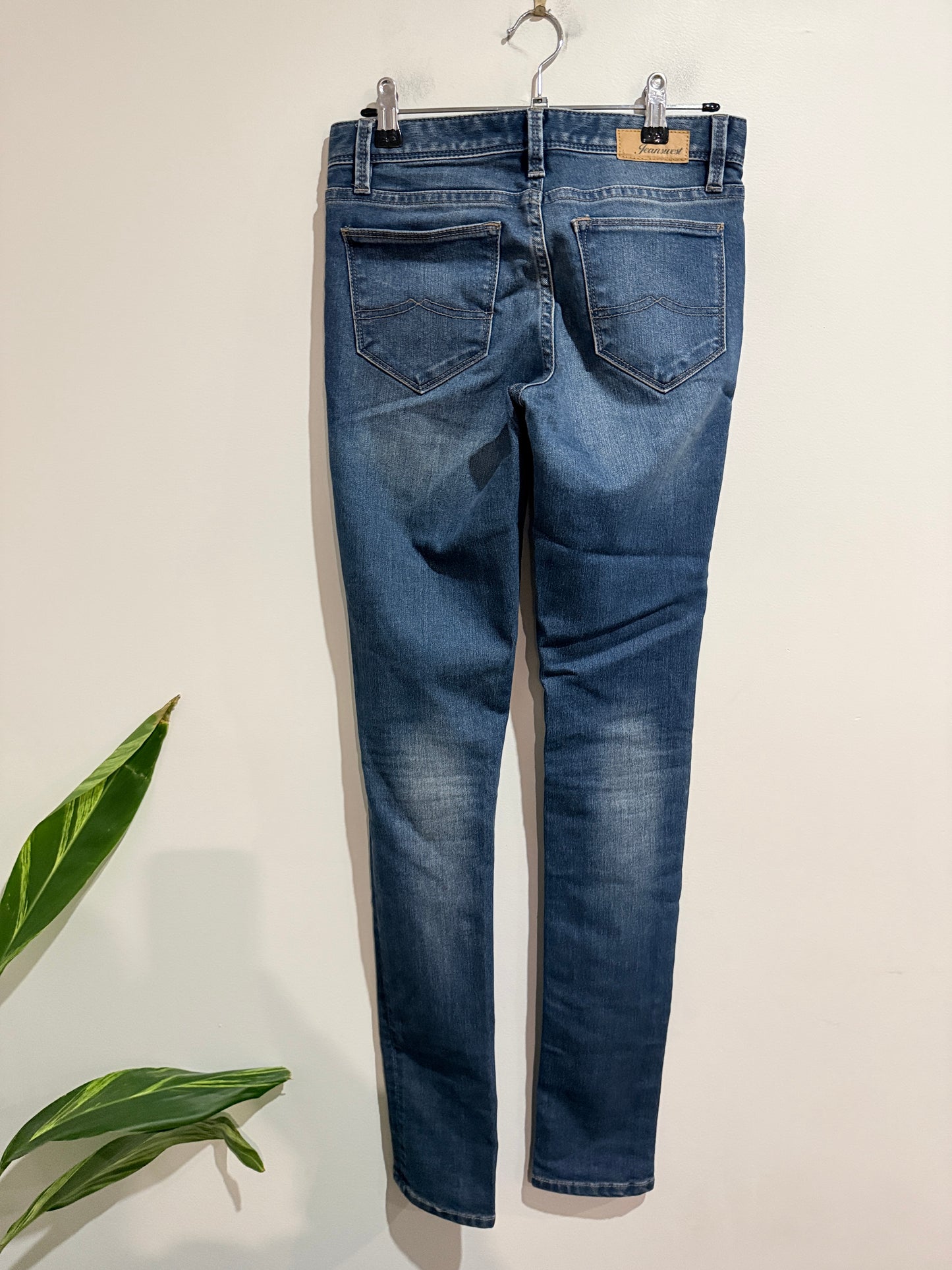 Jeanswest Mid-rise Skinny Jeans Size 6