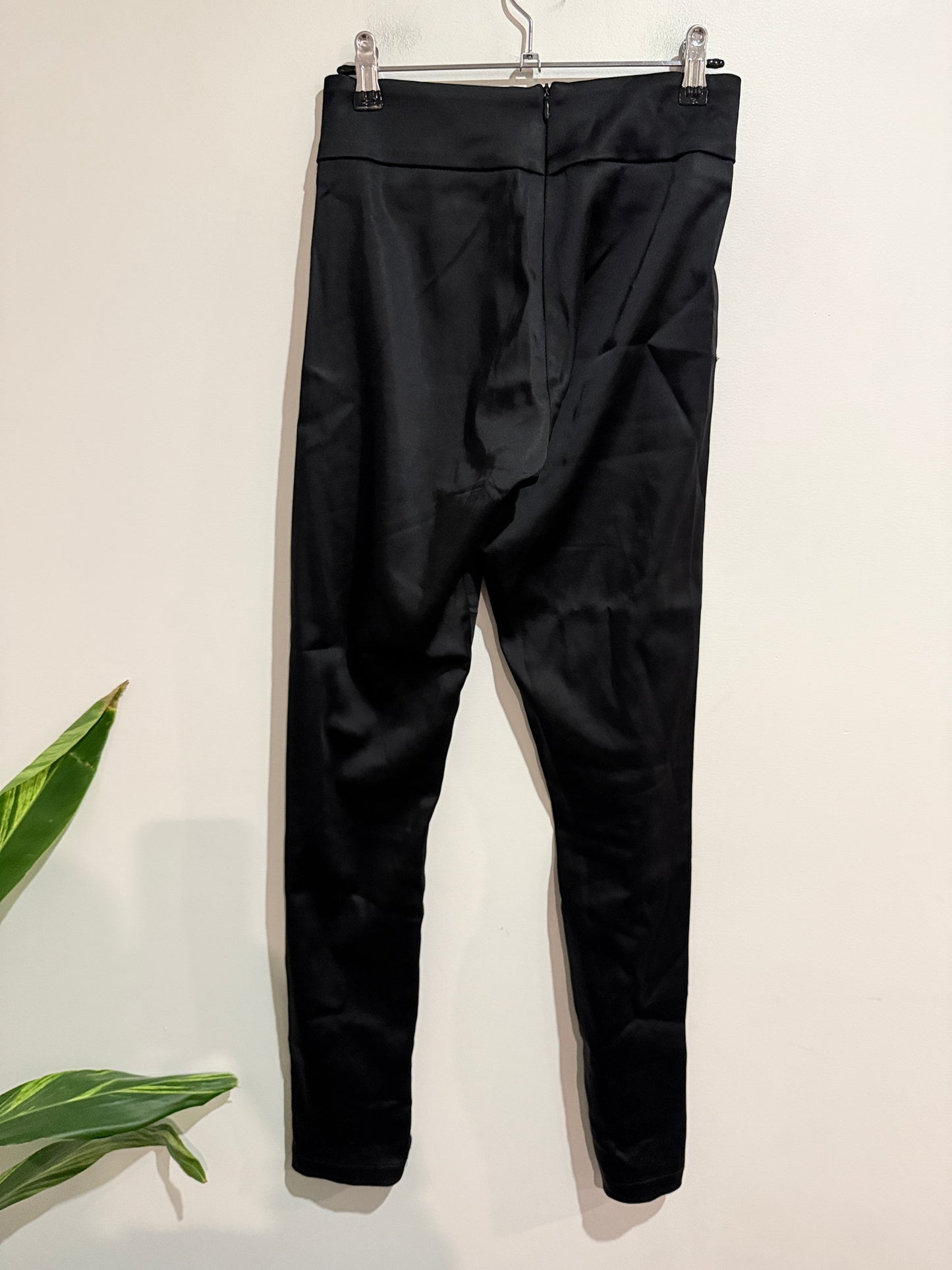 Pearl (NZ Made) Satin Leggings Size 6