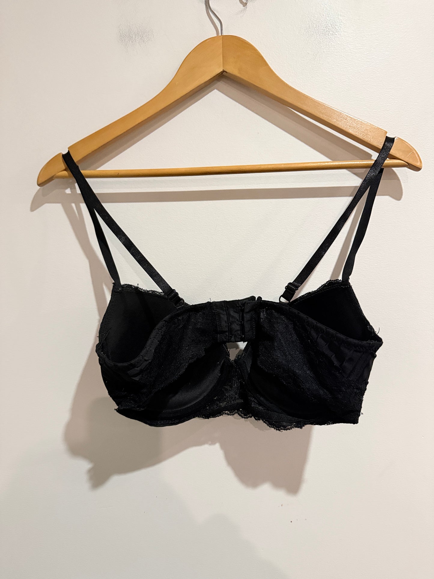 Brand Unknown Balconette Bra Size 36D
