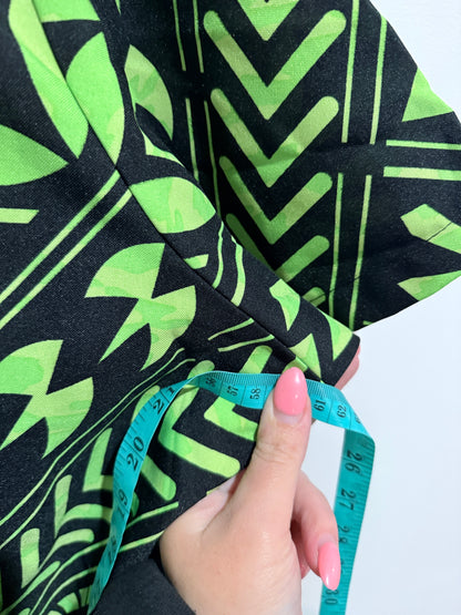 Polynesian-style Dress Size U/Arm to U/Arm 61cm