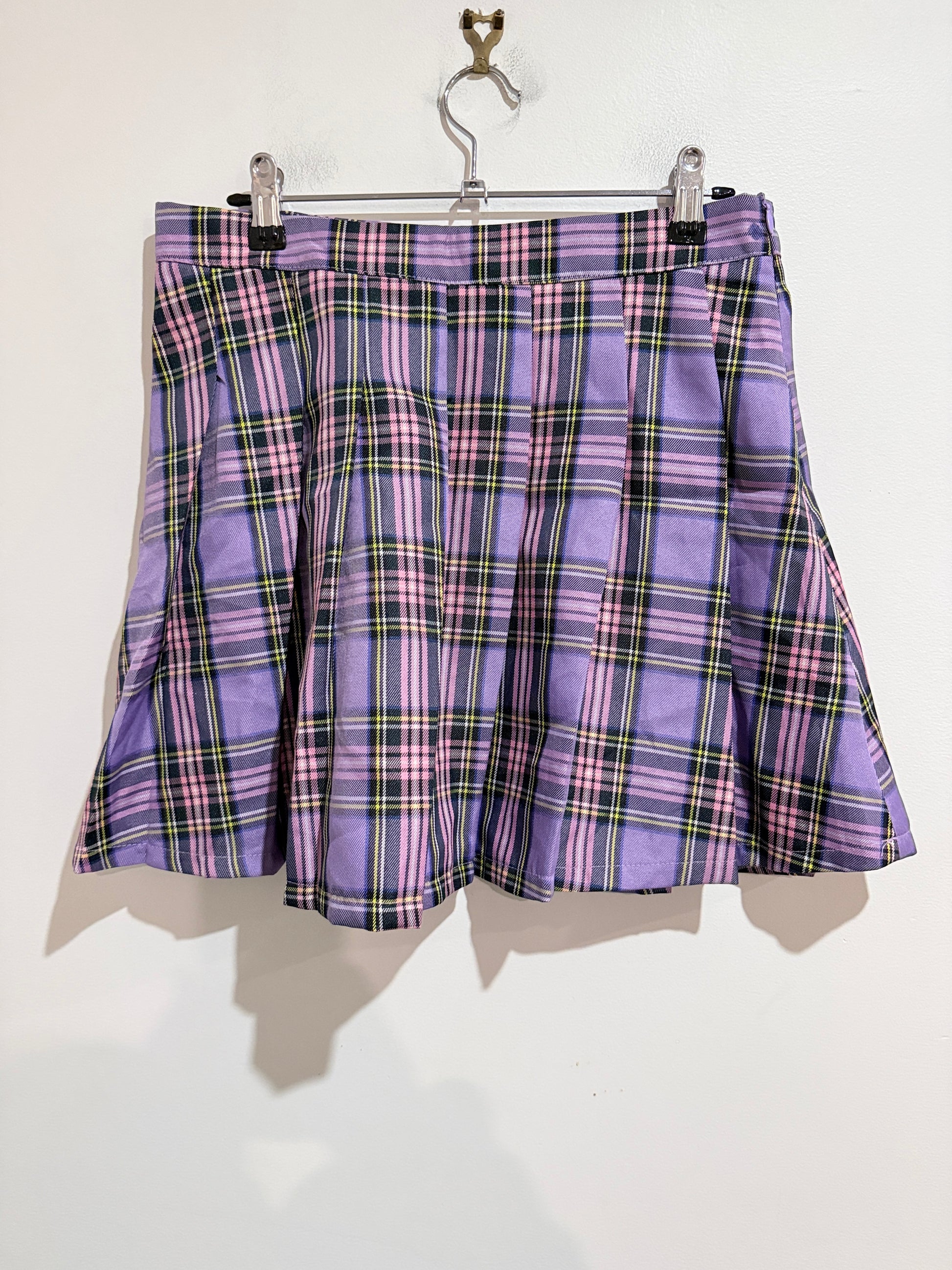 Shein Plaid Pleated Skirt Size L