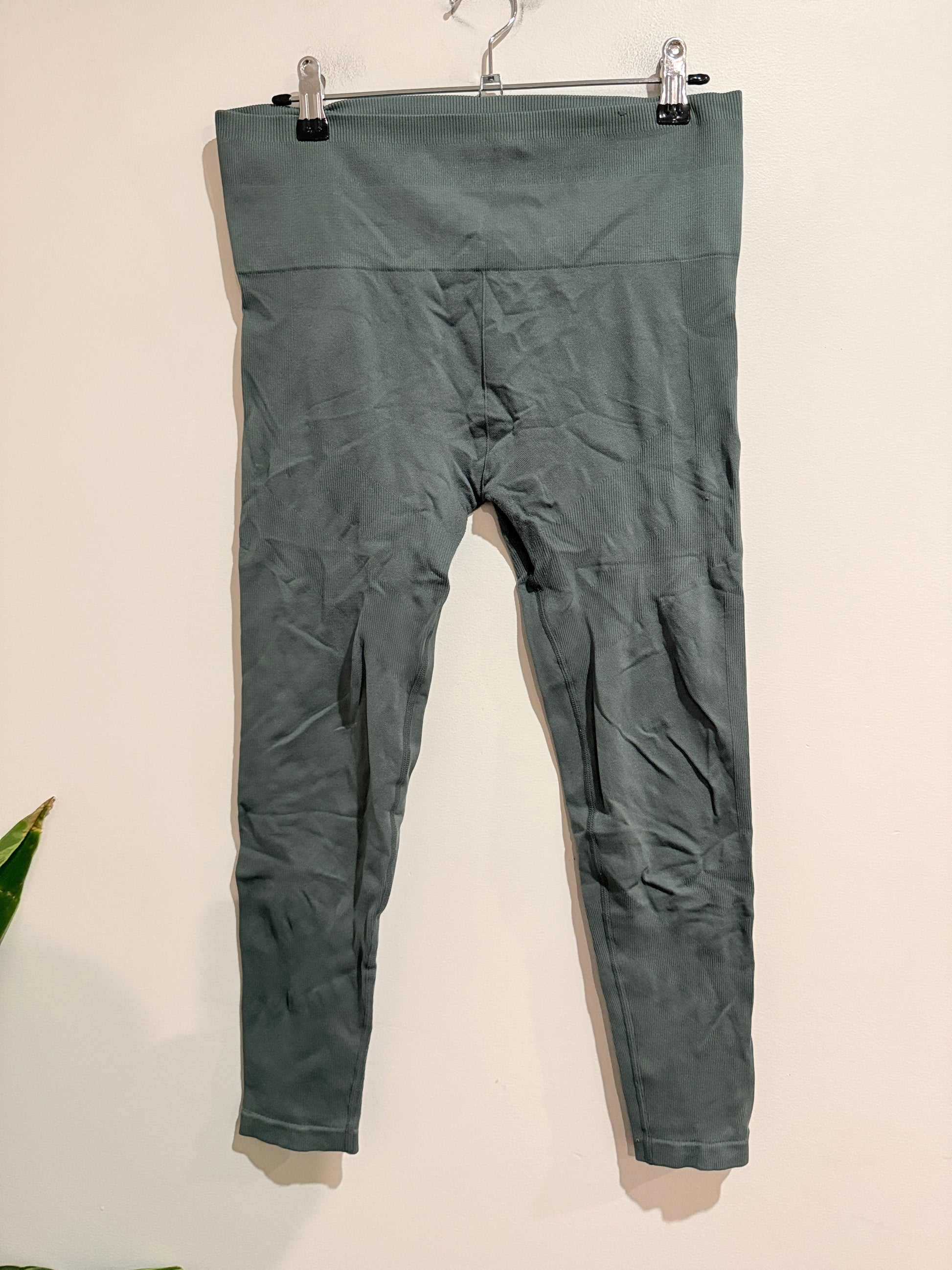 Anko Seamless Leggings Size 12-14