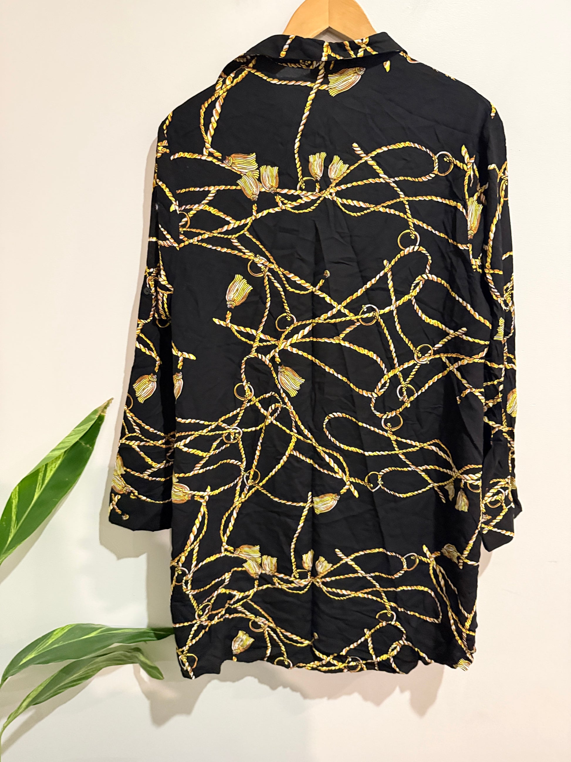 Jagar Long-sleeve Blouse Size 10 | U/Arm to U/Arm 60cm