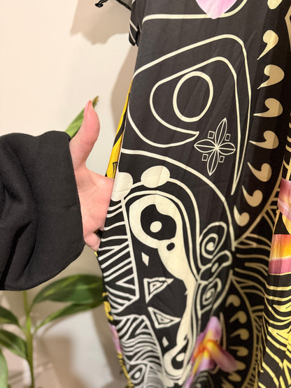 Q & F Polynesian Tribal Print Dress Size 2XL/3XL | U/Arm to U/Arm 65cm