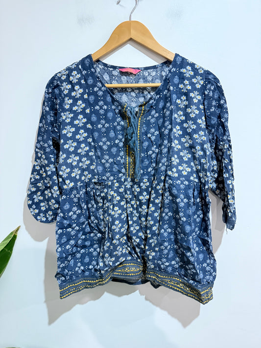 Pink Almirar Printed V-neck Top Size L