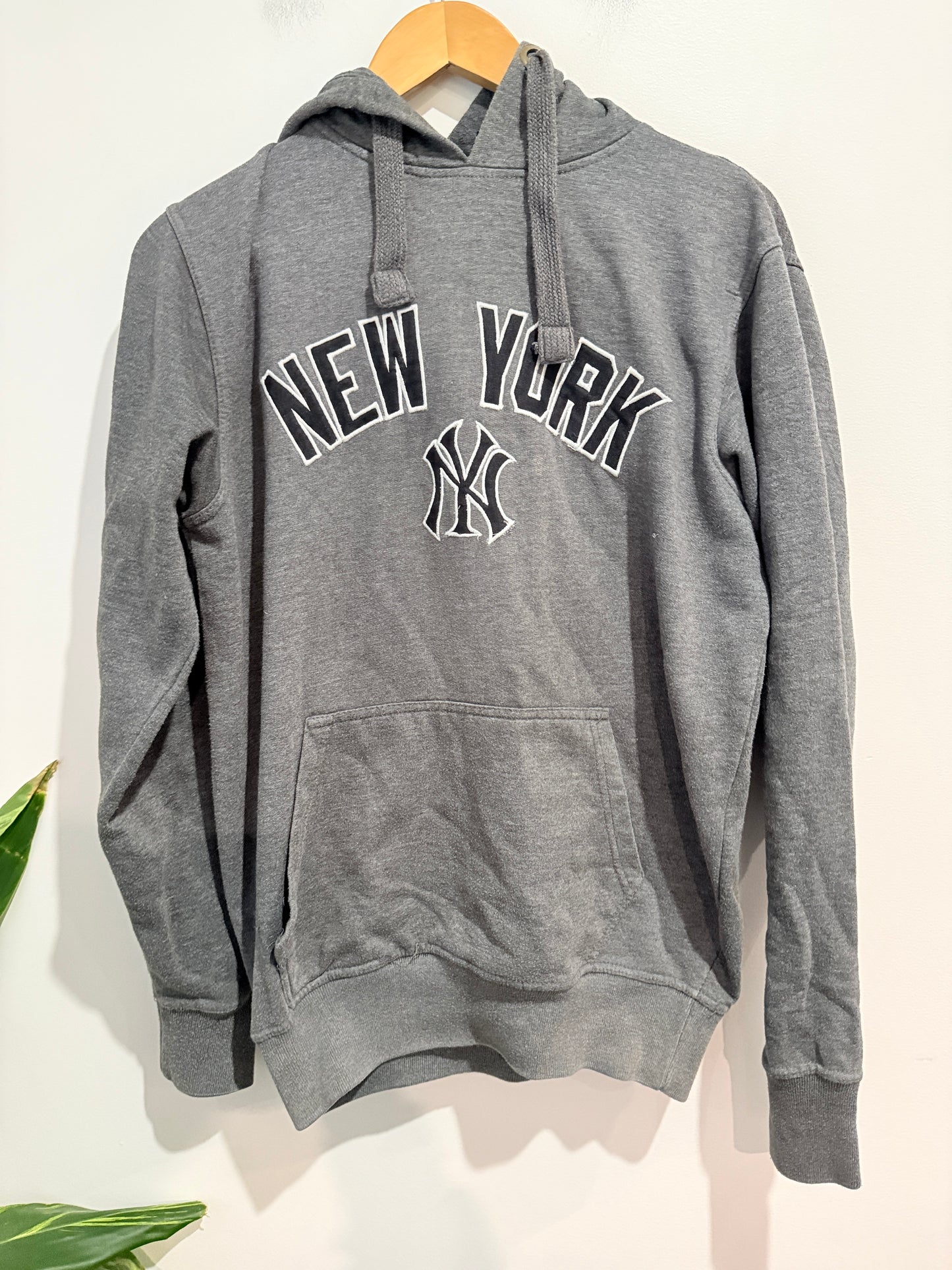 Majestic New York Yankees Hoodie Grey - M (marks)