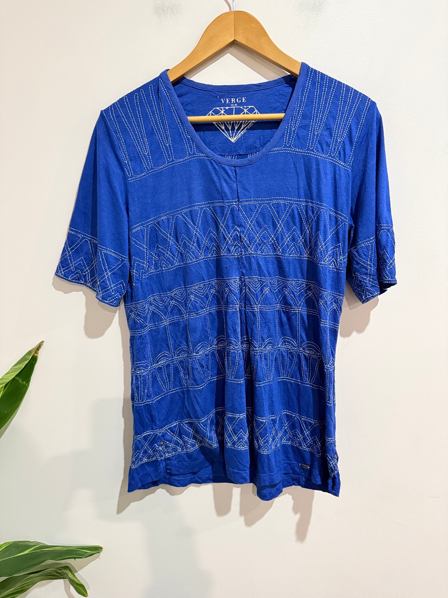 Verge Blue Geometric Print T-Shirt - Size 12/M