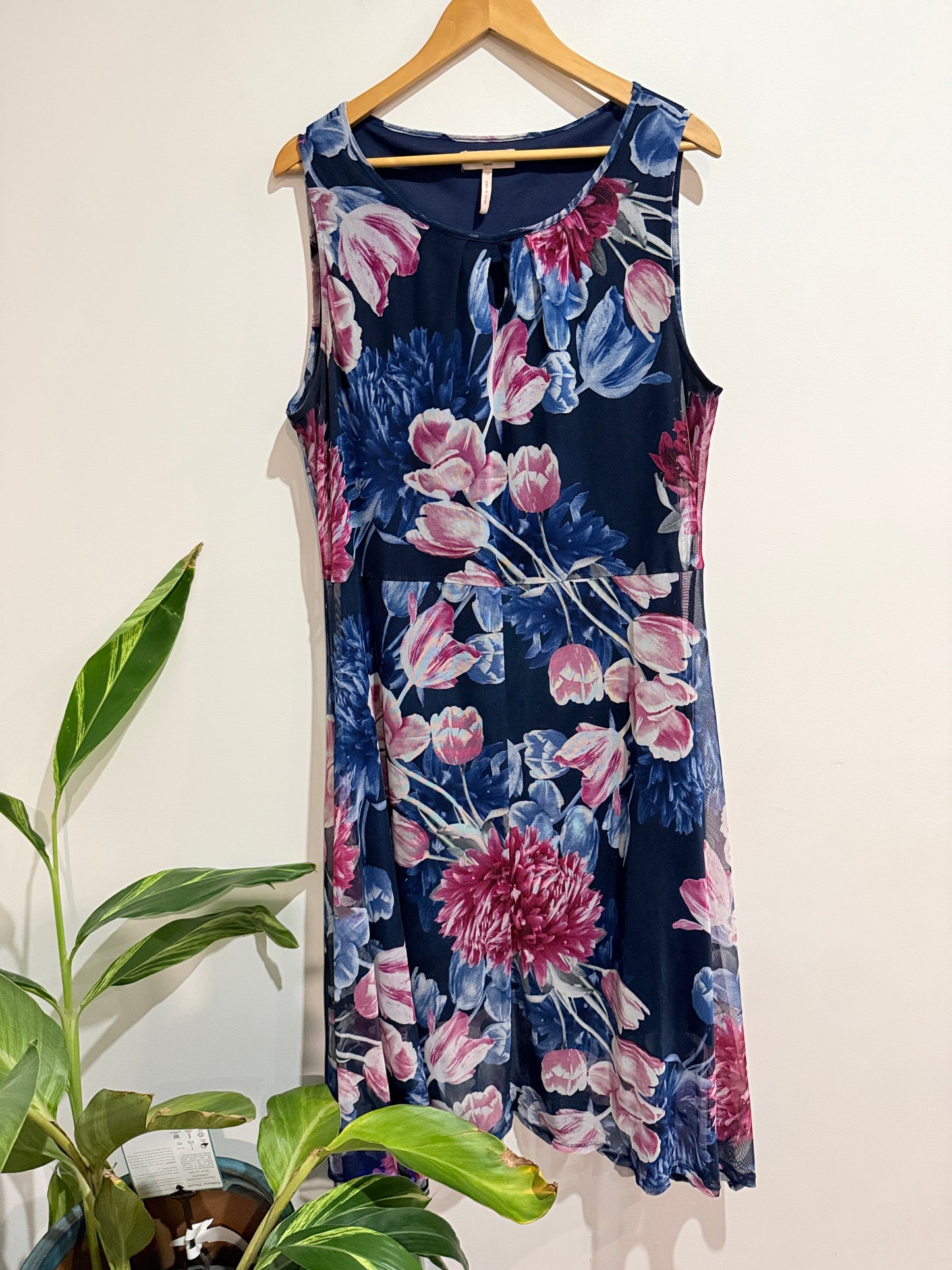 Millers Woman Navy Floral Mesh Overlay Dress - Size 18