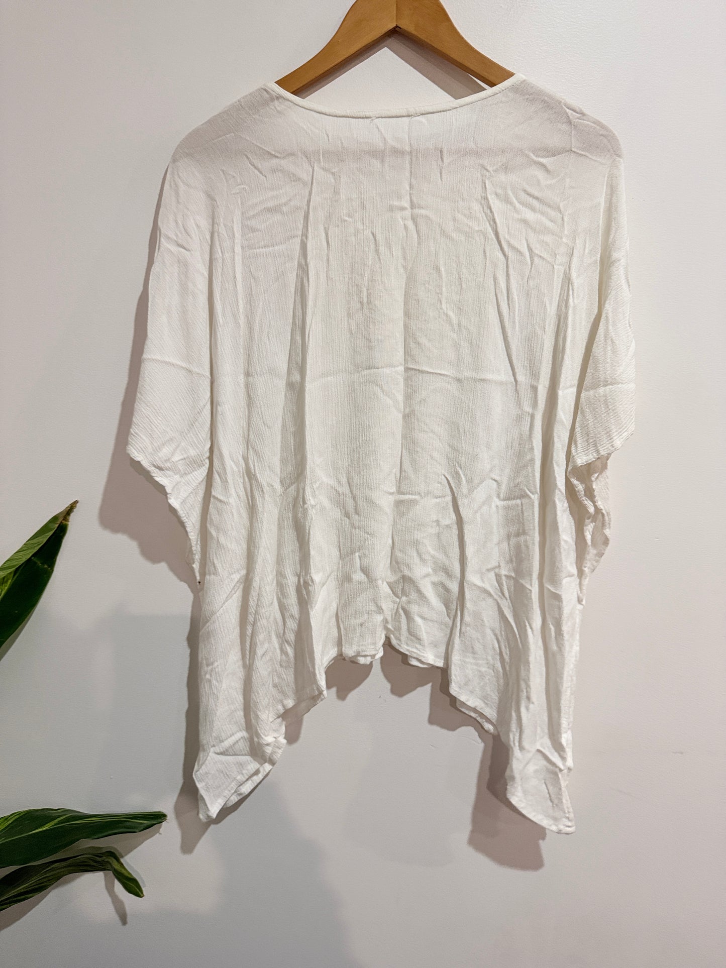 White Embroidered Boho Kaftan Top - 57cm u/arm