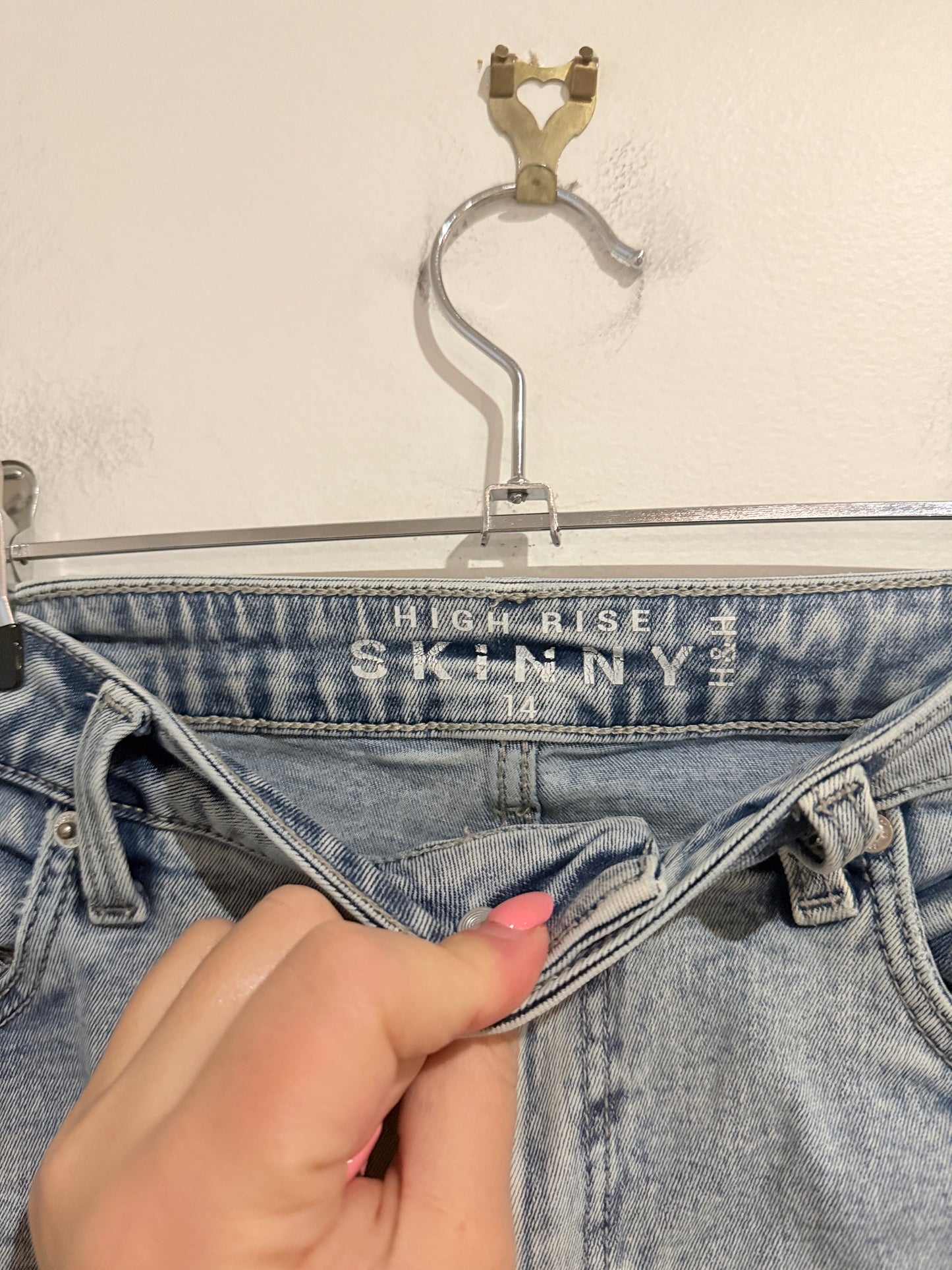 H&H Light Wash High Rise Skinny Jeans - Size 14