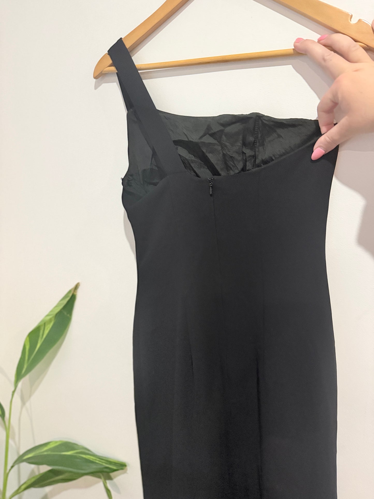 Annmaree Chambers (NZ) Black One-Shoulder Dress - 40cm u/arm