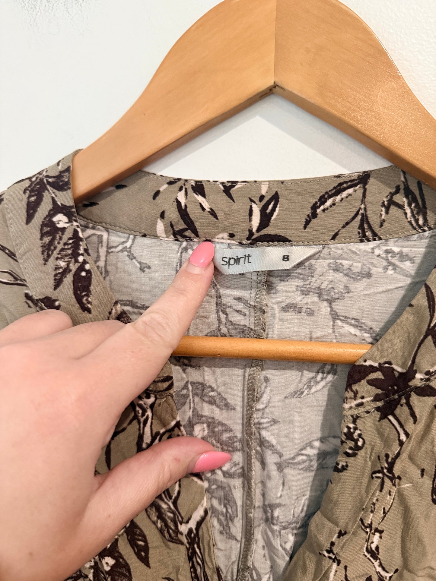 Spirit Khaki Botanical Print Top - Size 8