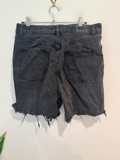 Glassons Denim Washed Black Frayed Hem Shorts - Size 14