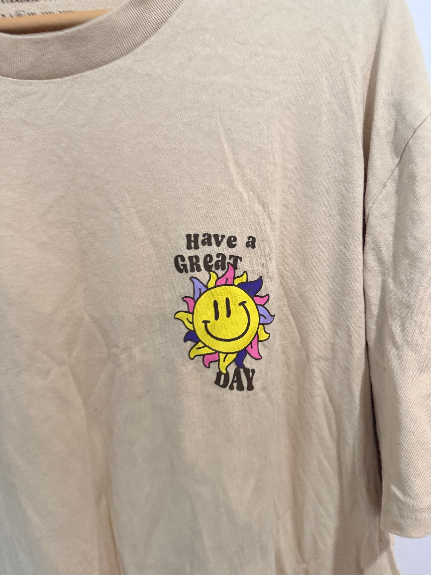 Hallenstein Brothers "Have a Great Day" Sun Graphic Tee - XL