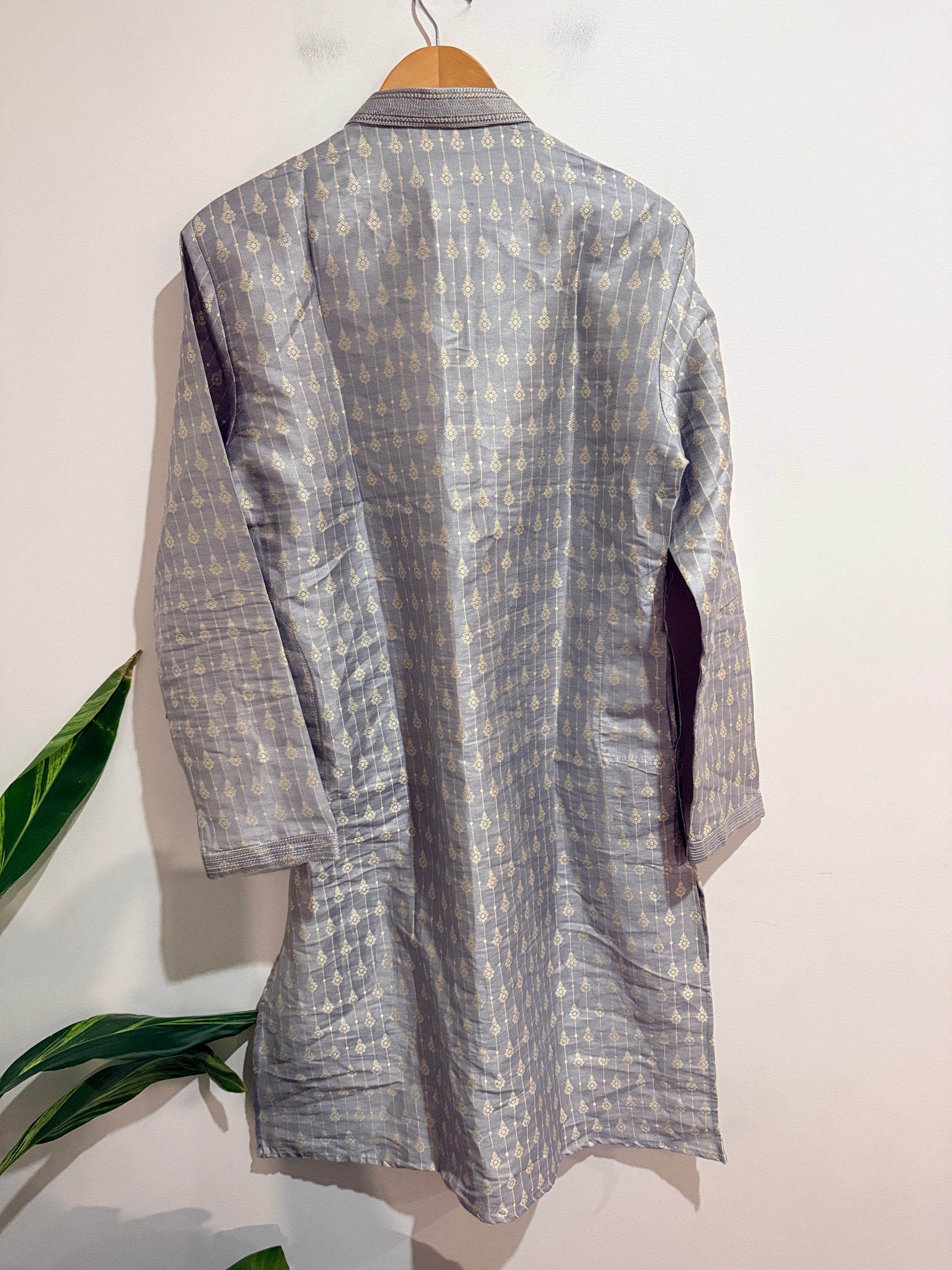 Men's Long Kurta Size 40cm | U/Arm to U/Arm 57cm