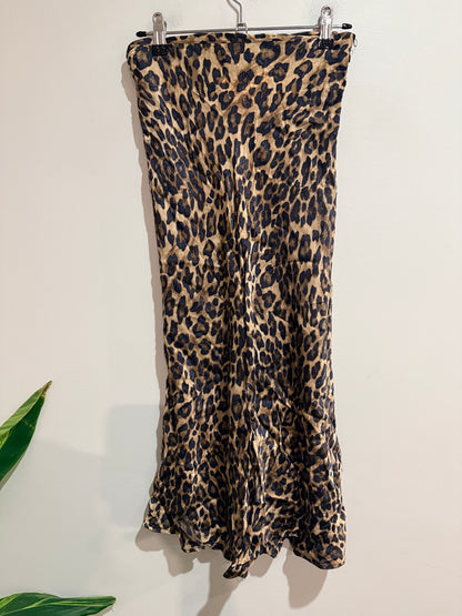 H & M Leopard Print Skirt Size 36