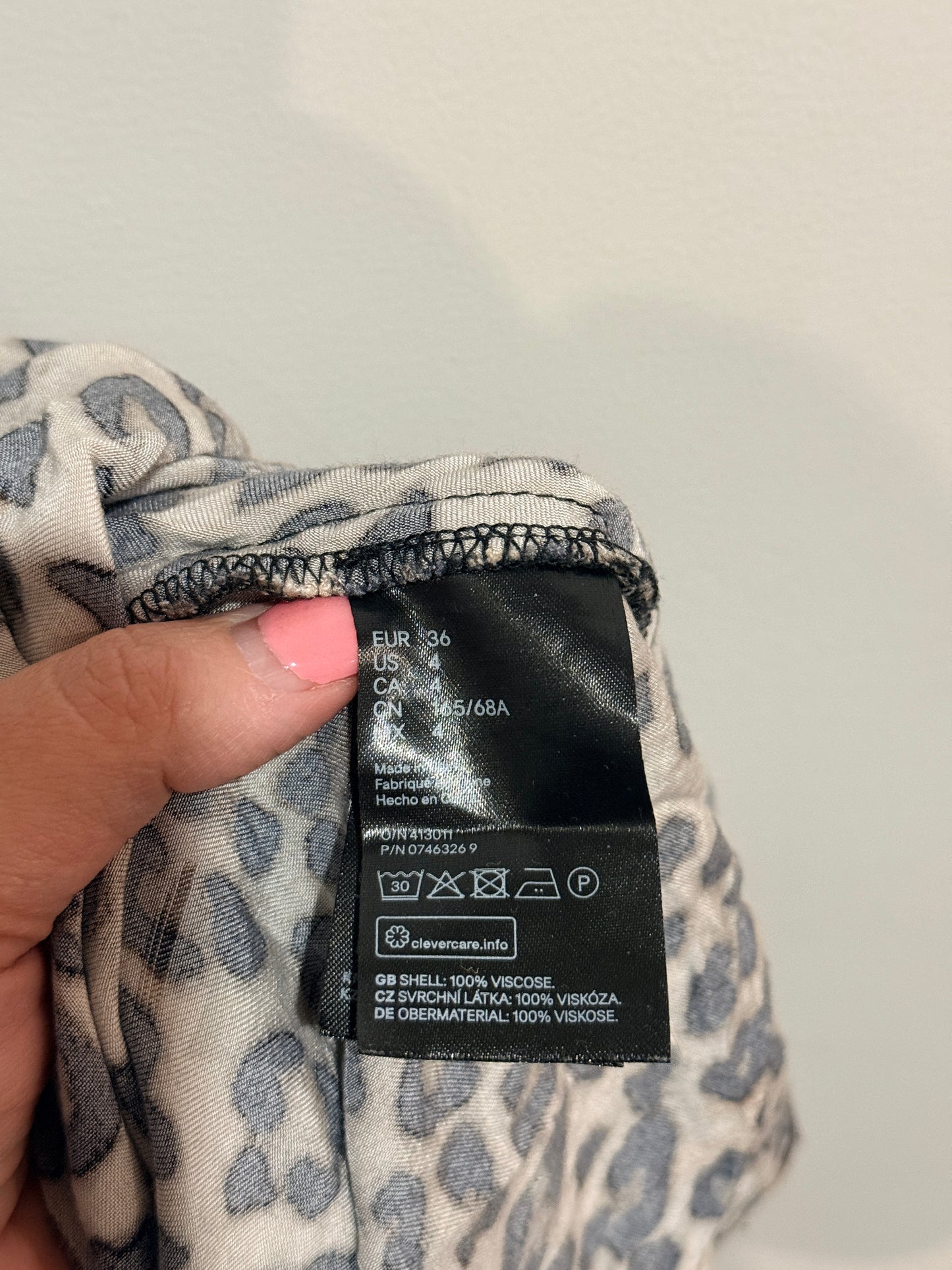 H & M Leopard Print Skirt Size 36