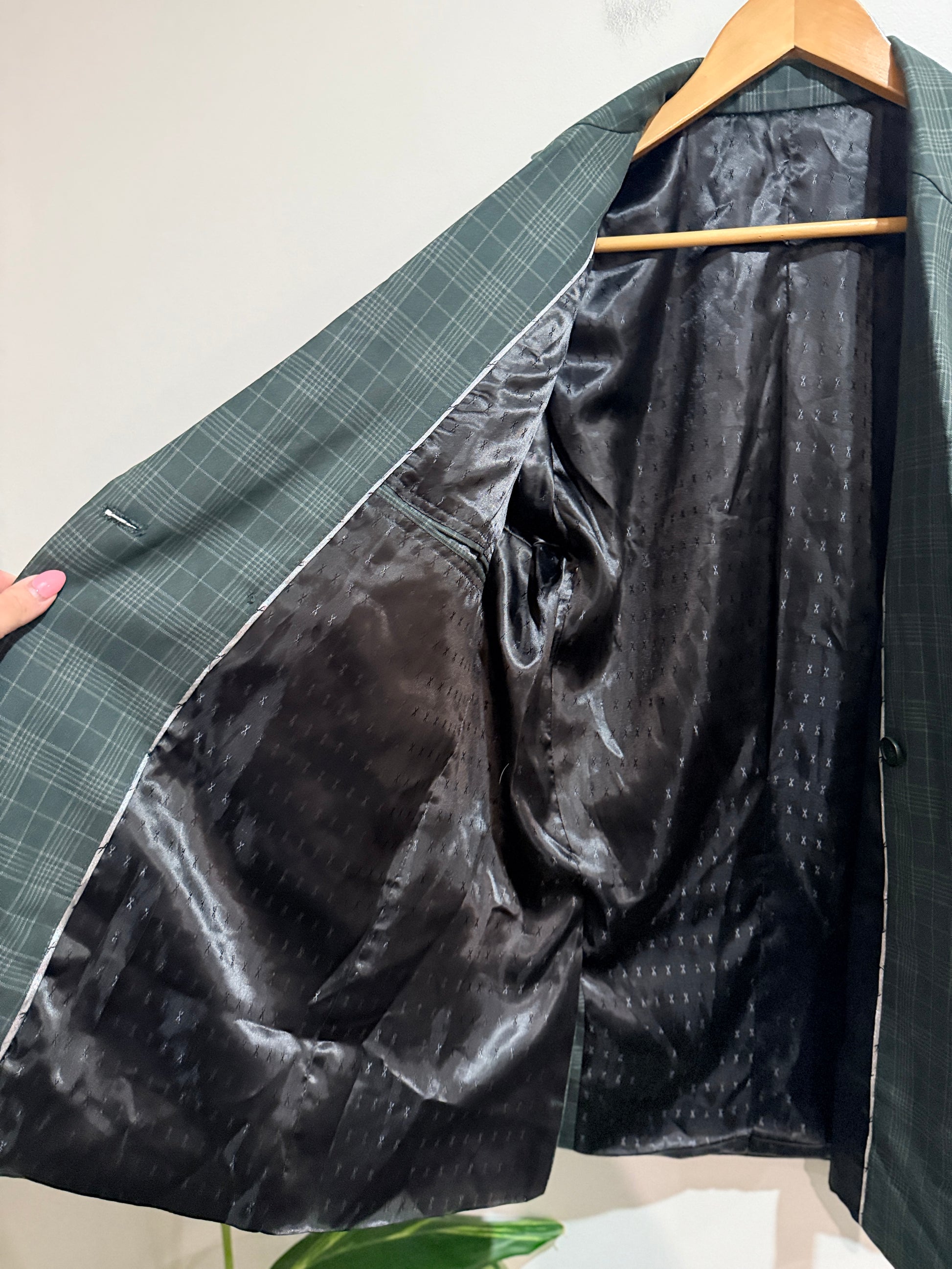 Brand Unknown Checkered Suit Jacket Size U/Arm to U/Arm 53cm