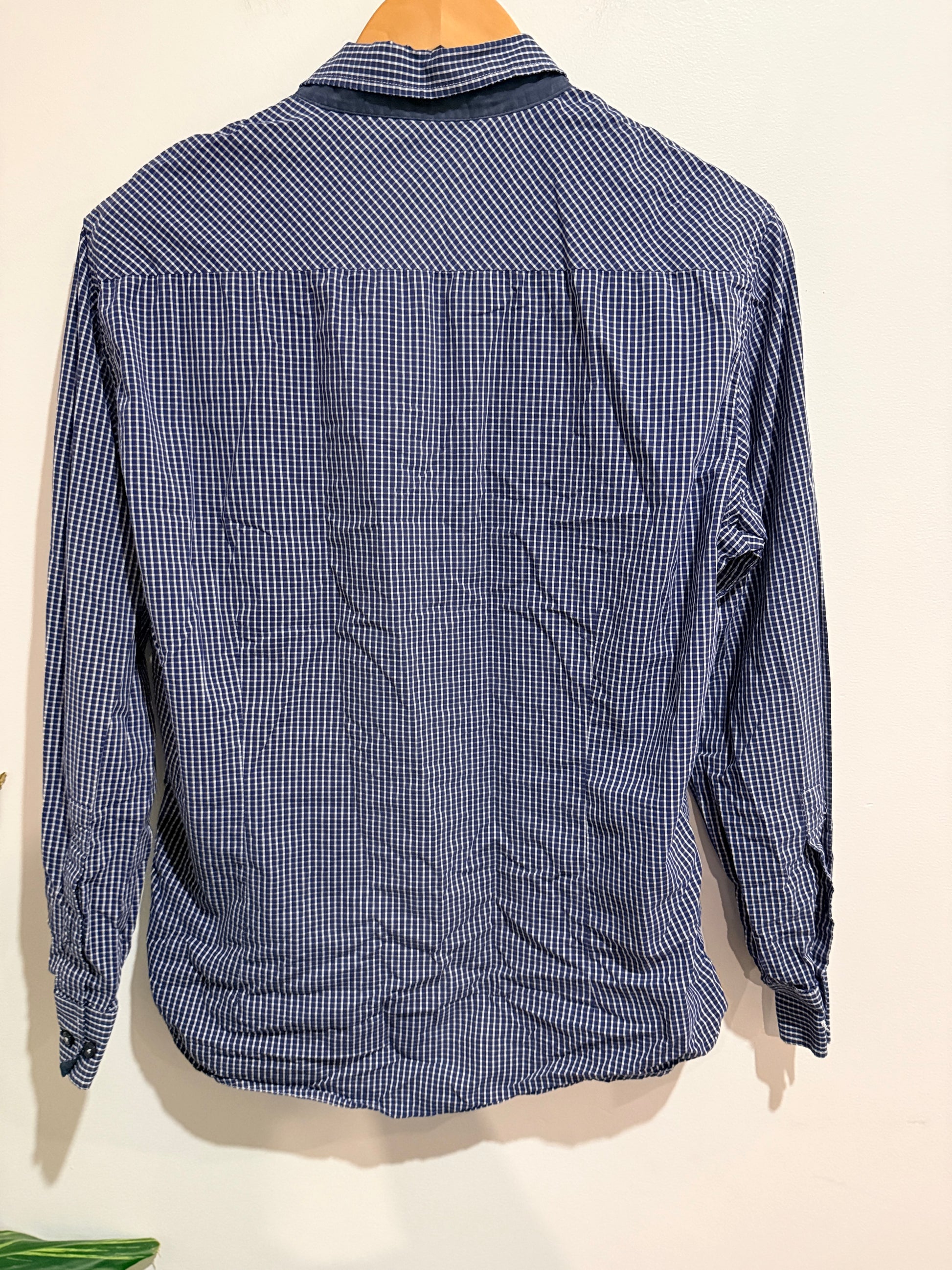 Connor Long-sleeve Shirt Size M