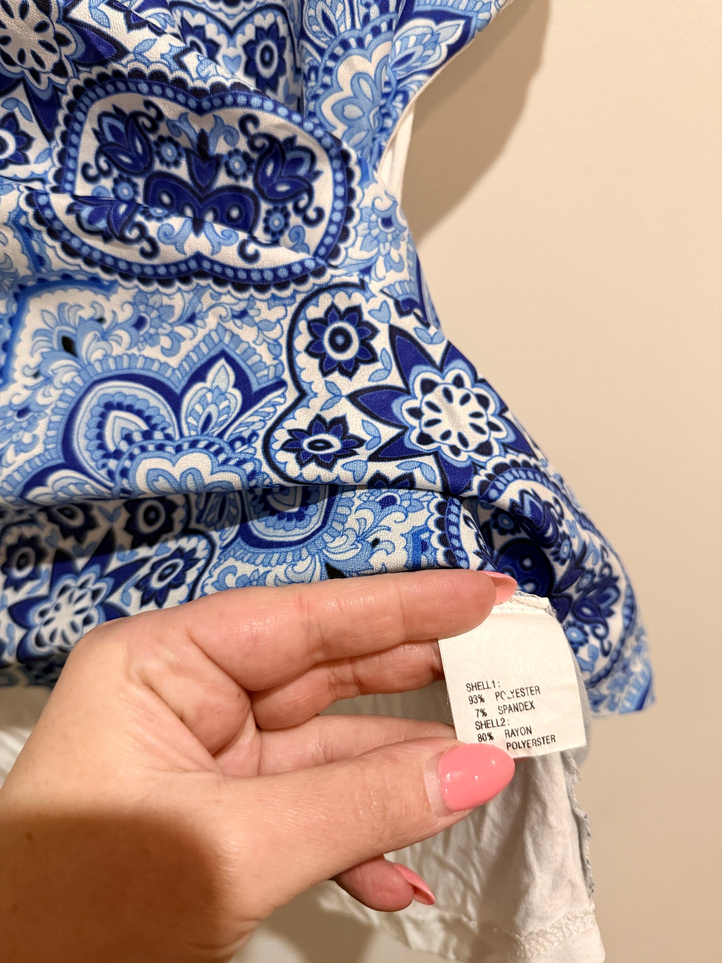 Shell 1:
93% Polyester
7% Spandex
Shell 2:
80% Rayon
20% Polyester