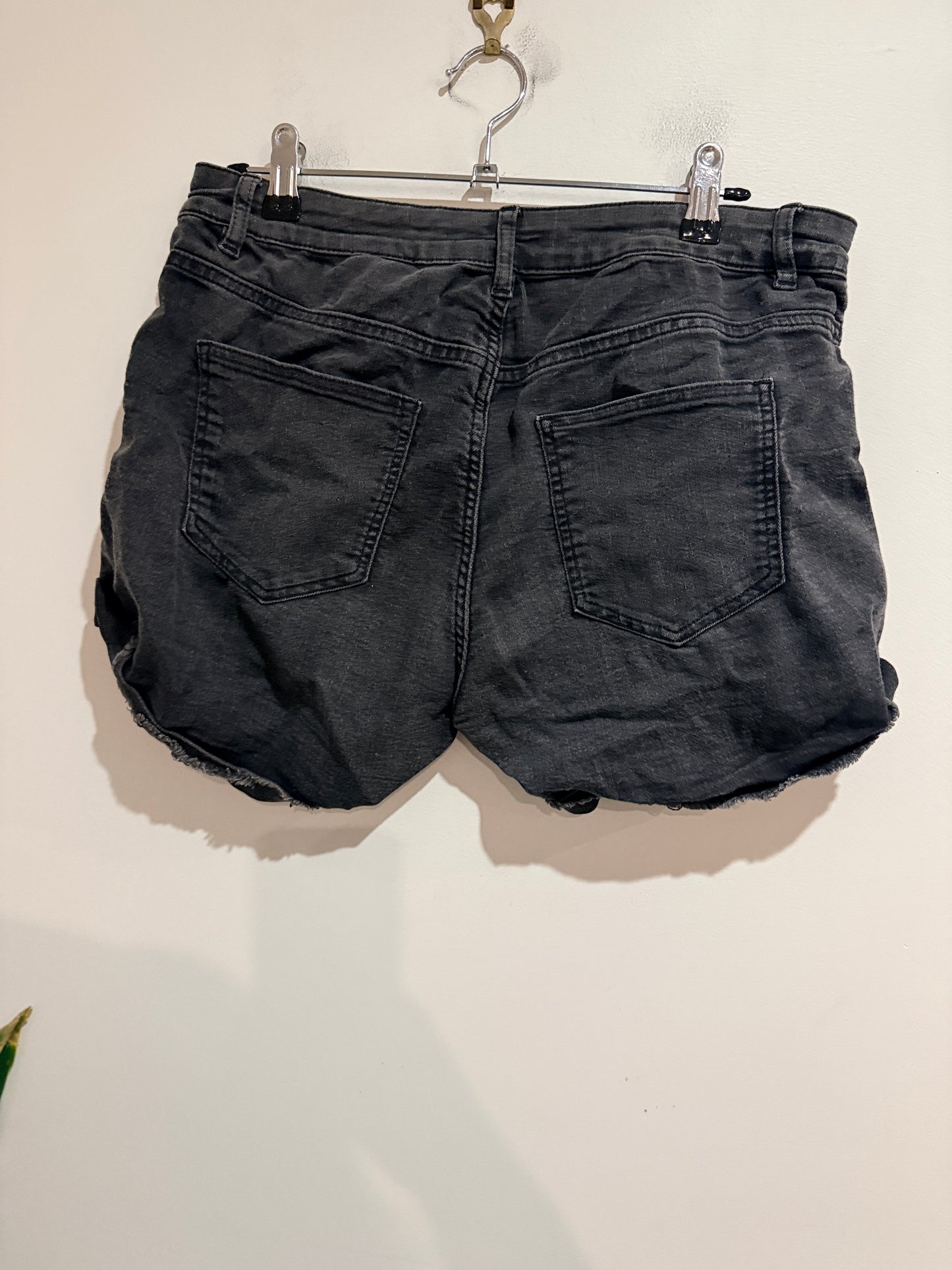 H&M Black Rolled Hem Denim Shorts - Size 12